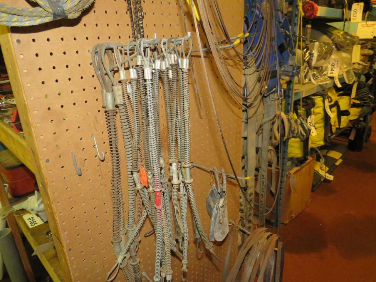 LOT OF ASSORTED SHOP SUPPLIES - LIGHTING