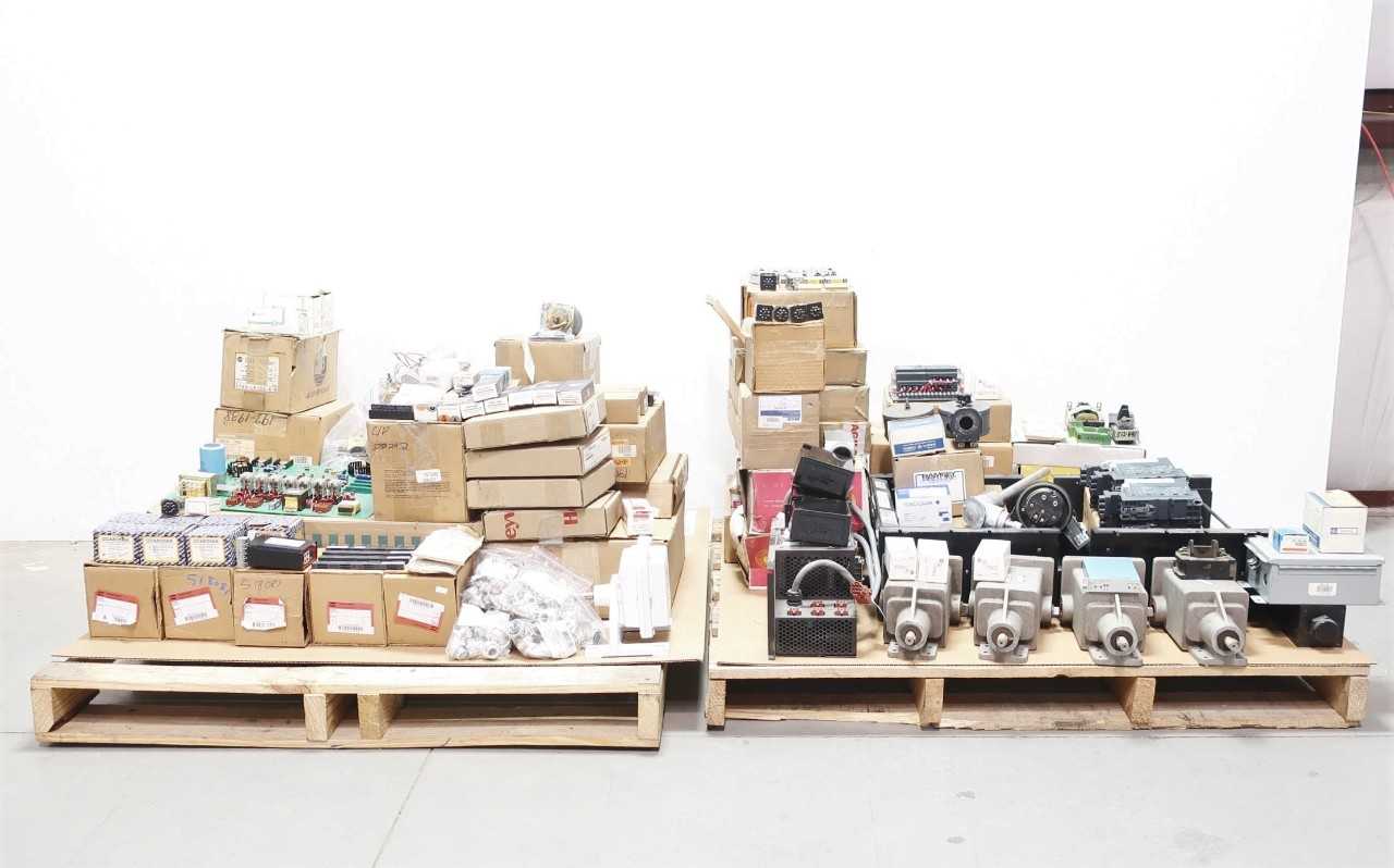 2 PALLETS OF ASSORTED AUTOMATION AND CONTORLS - INDUSTRIAL PARTS