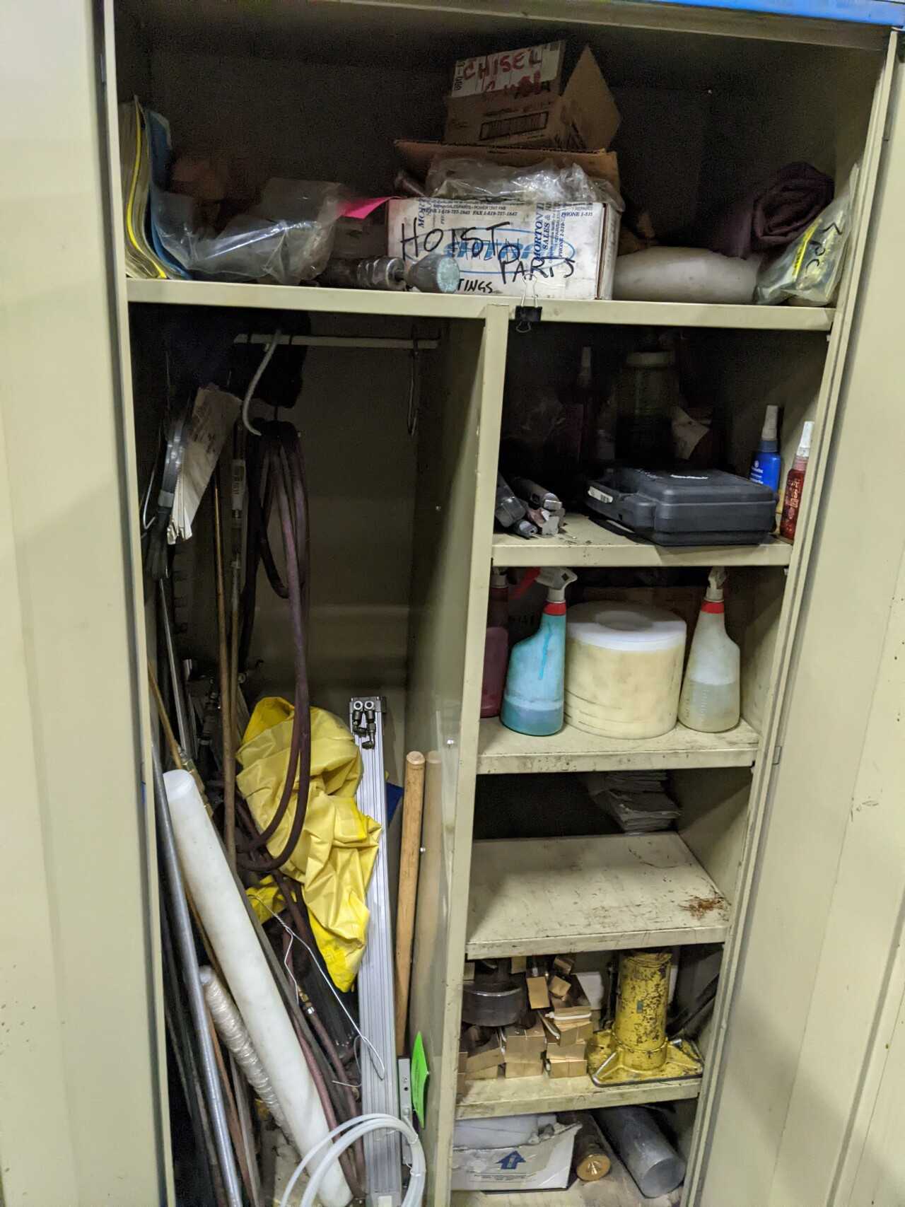 2 DOOR TOOL CABINET WITH CONTENTS, ASSORTED TOOLS, HOIST PARTS, CYLINERS, HOSES - TOOL STORAGE
