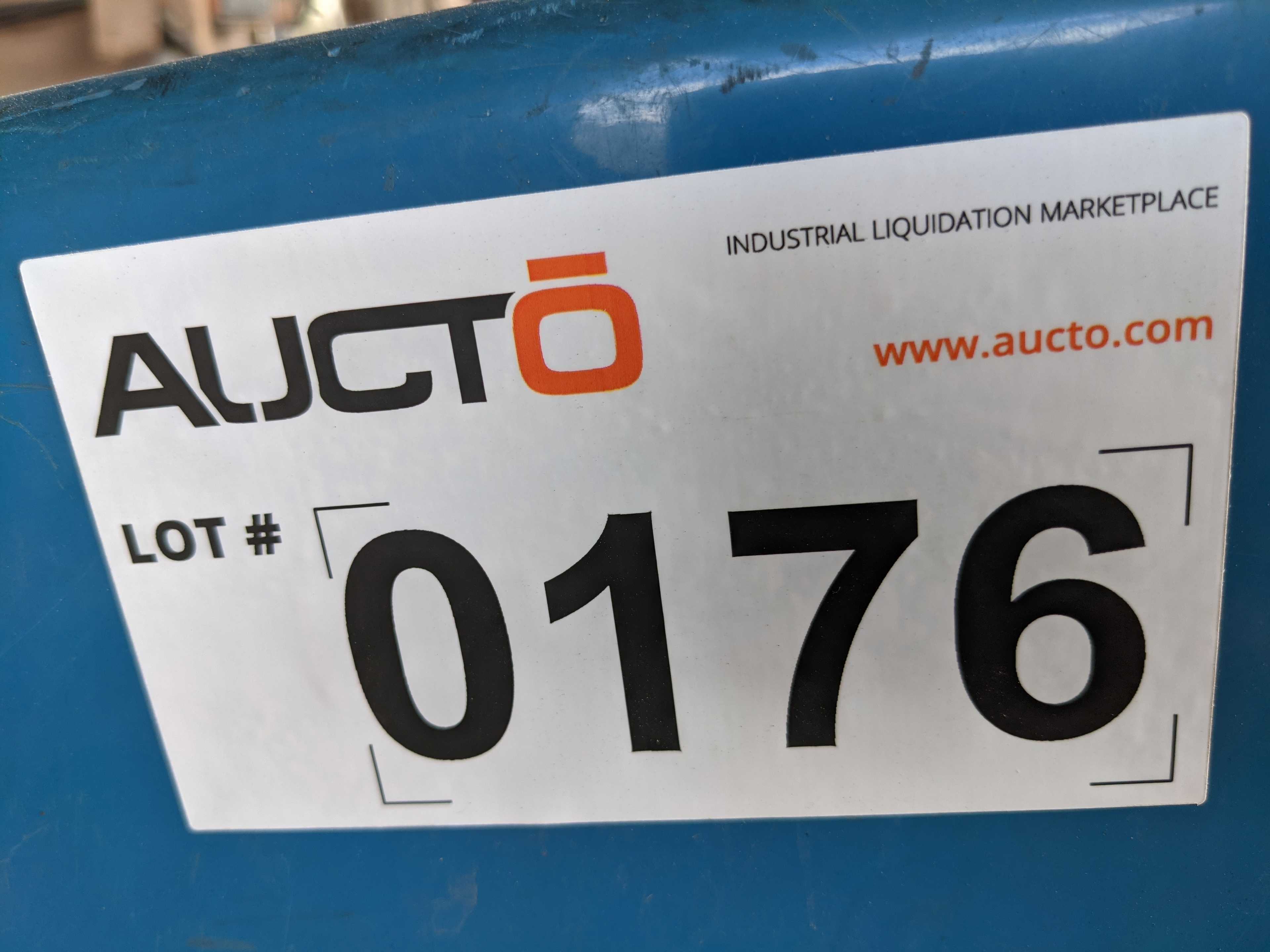 WELDER - WELDING EQUIPMENT