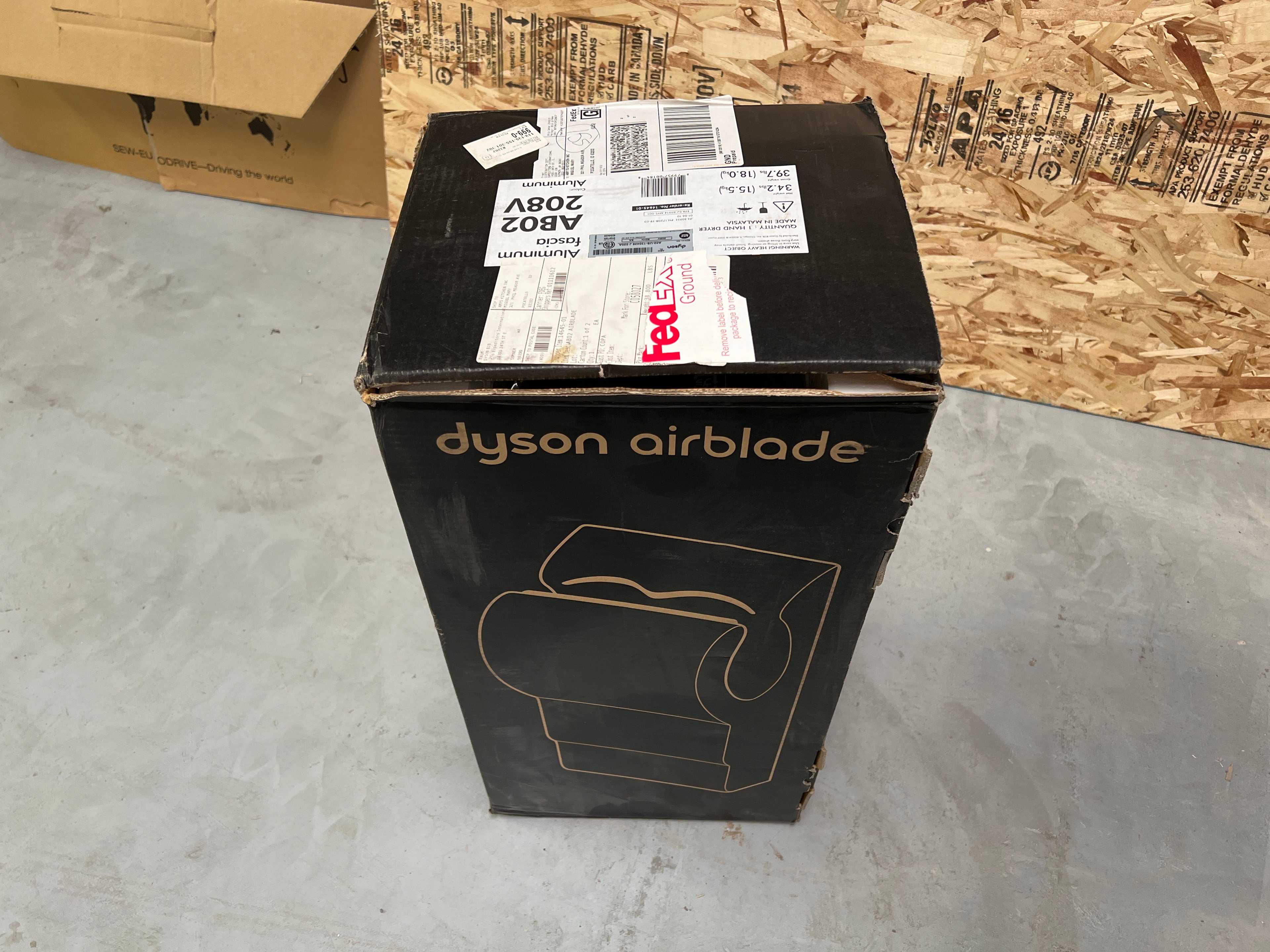 2010 Dyson AB02 208V Hand Dryer