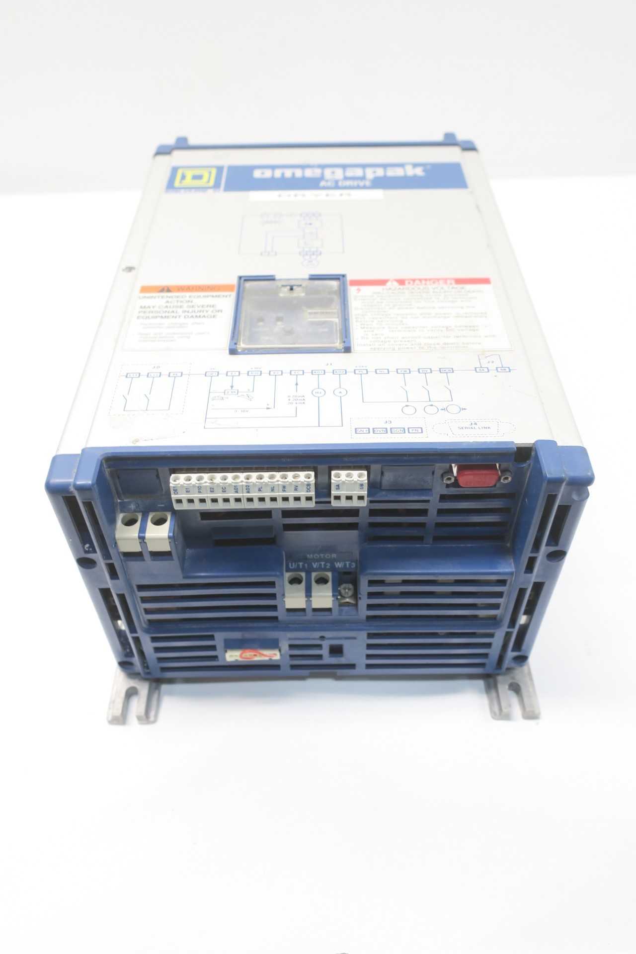 SQUARE D 8803 P00C04D OMEGAPAK 460V-AC 1-132HZ 460V-AC 2HP AC VFD DRIVE - ELECTRIC MOTORS