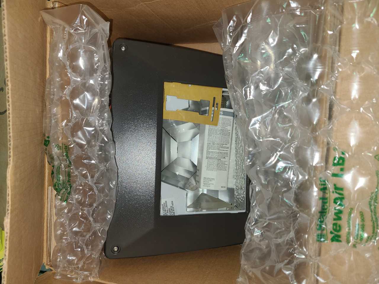 KEENE WALL MOUNT FIXTURES QTY 8 - LIGHTING