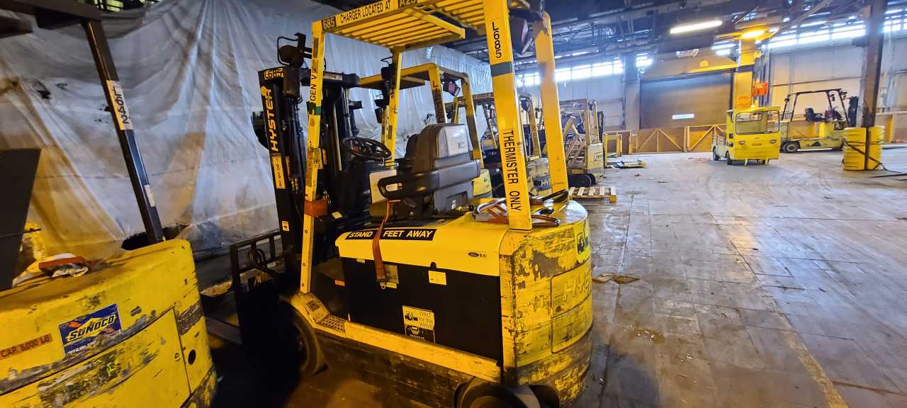Hyster E65XM2-40 Fork Truck  Electric - FORKLIFTS