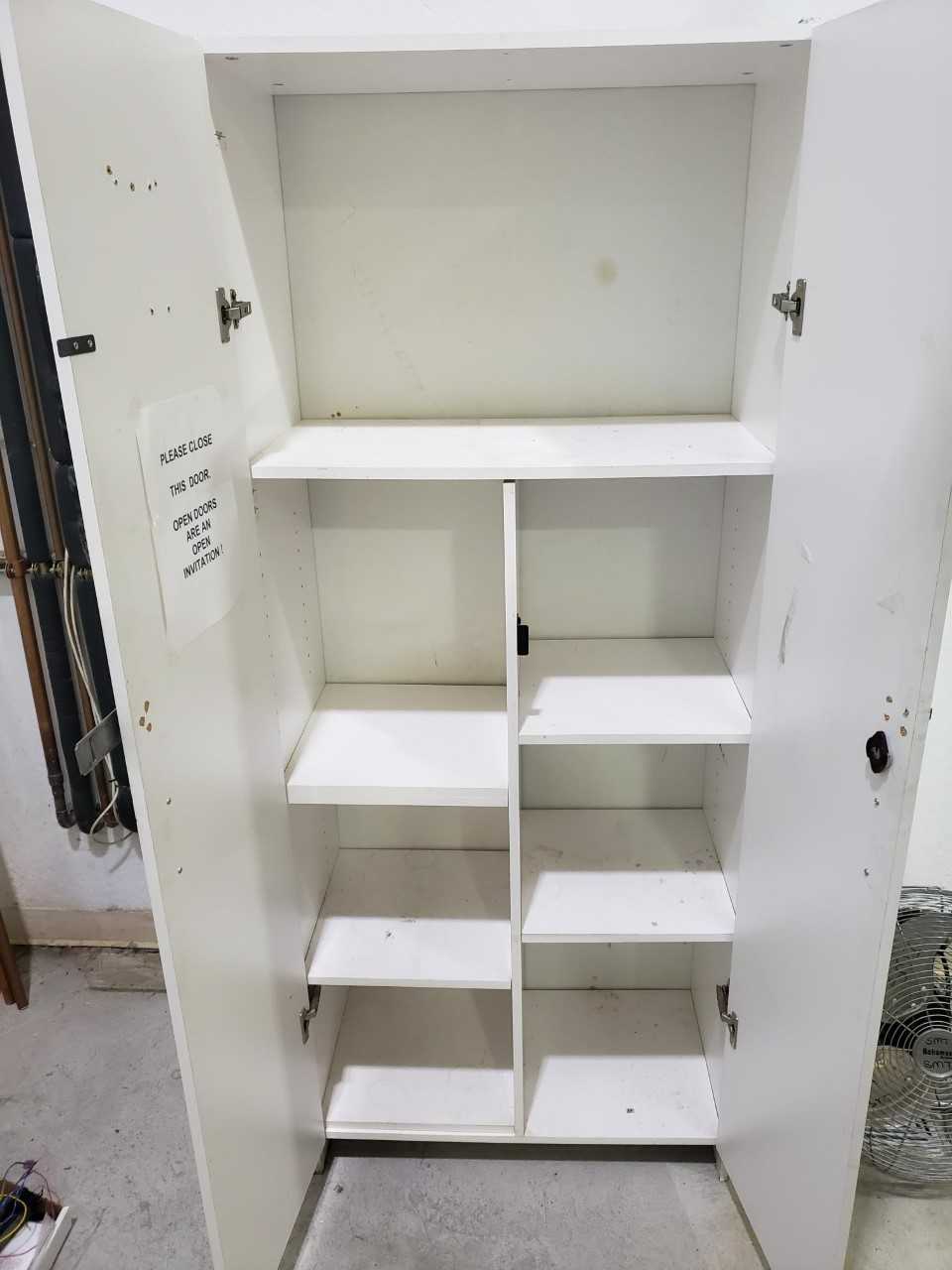 Cabinet With No Contents - SHELVING