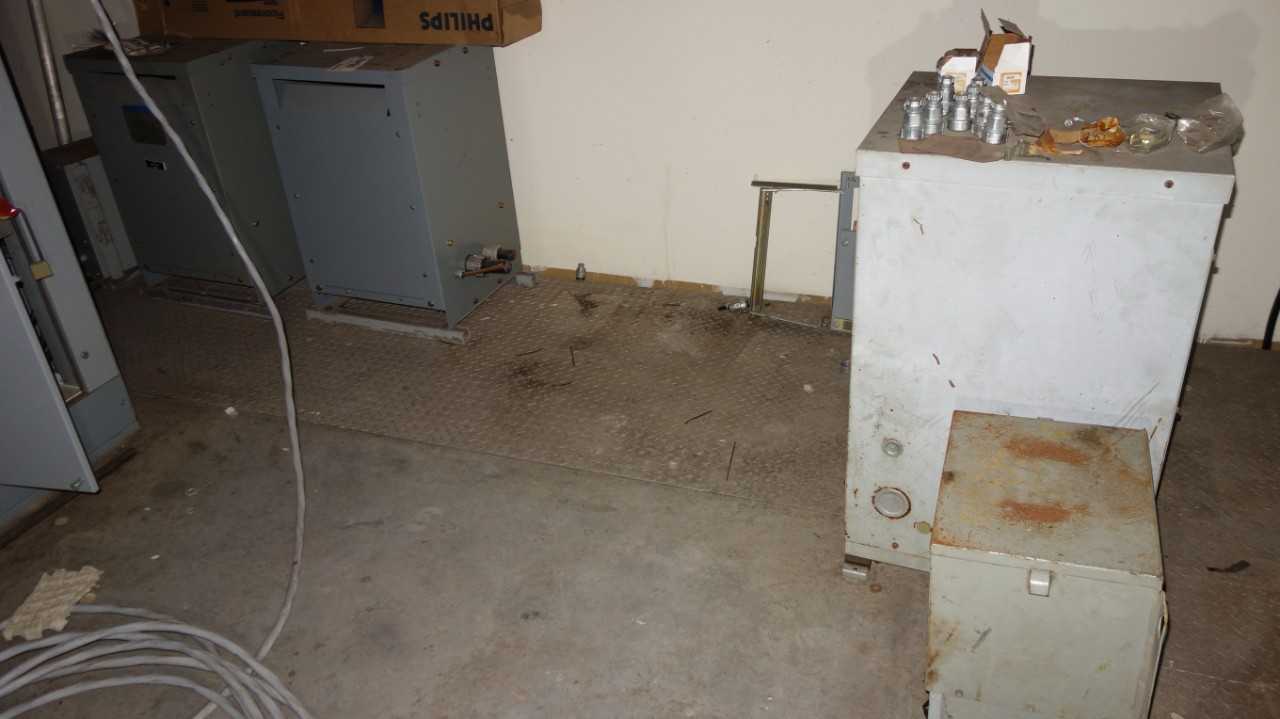 LOT OF 5  TRANSFORMERS, (3) 37.5KVA, (1) 15KVA (1) 10KVA, 480V-AC - CONTROL TRANSFORMERS