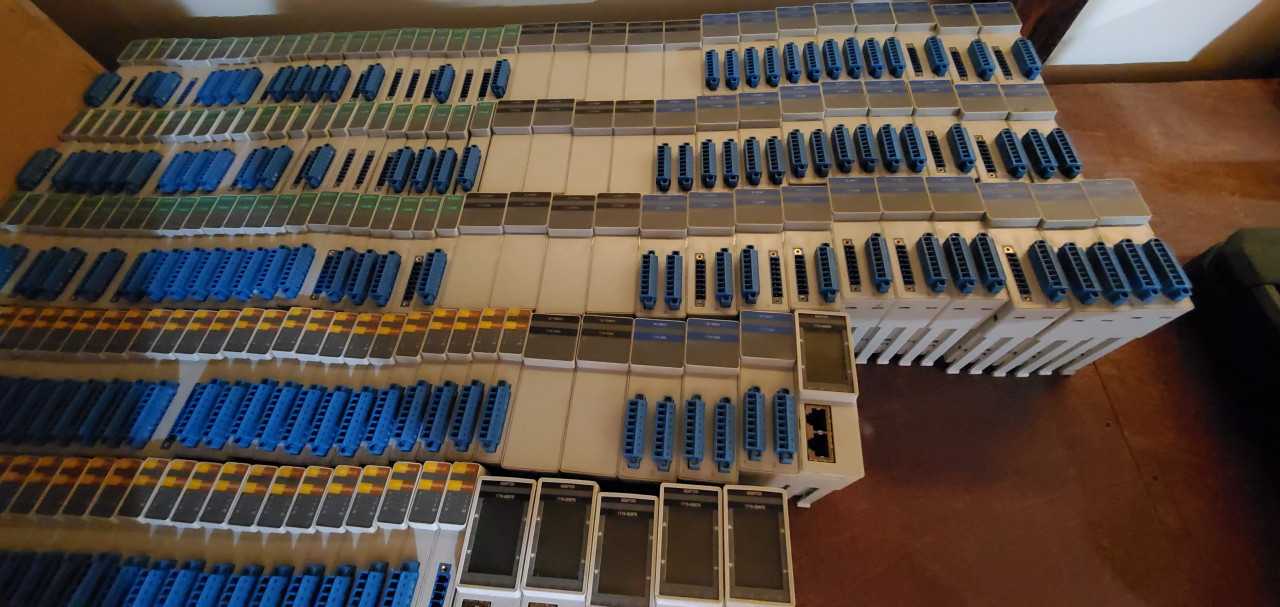 Assorted Allen Bradley 1719 Ex I/O cards - AUTOMATION & CONTROLS