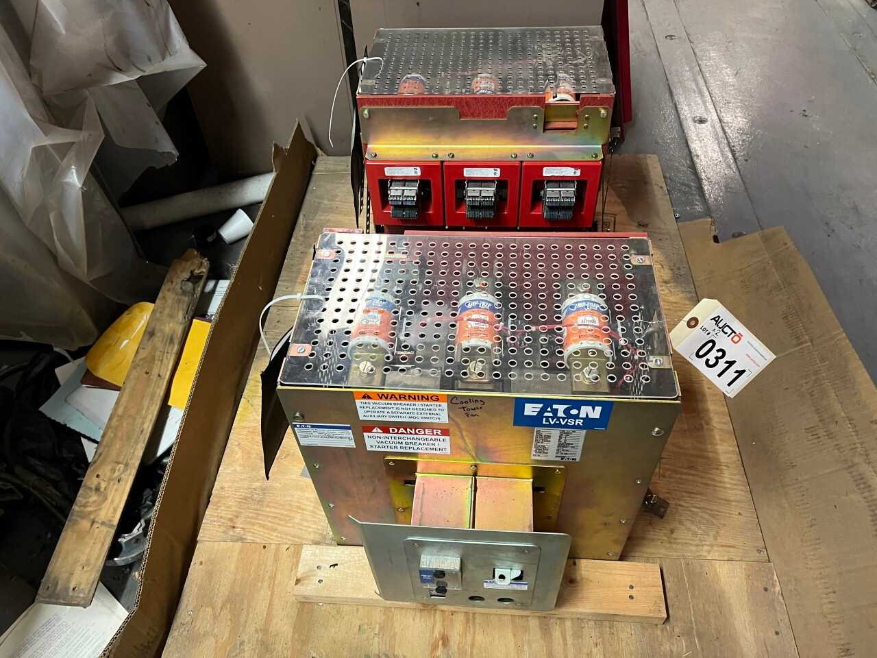 2x Eaton LV-VSR vacuum starters - CIRCUIT BREAKERS