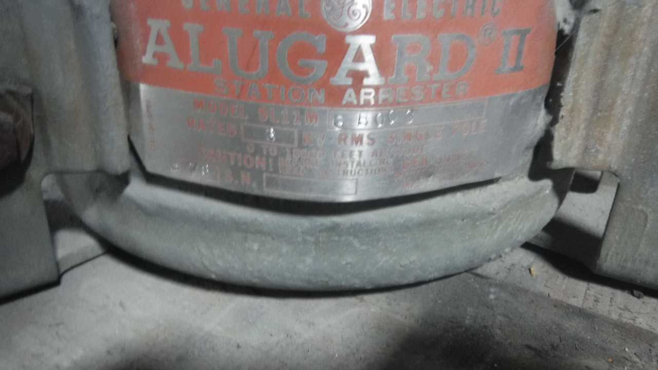 Lot of 5 GE Aluguard II Station Arresters - AUTOMATION & CONTROLS