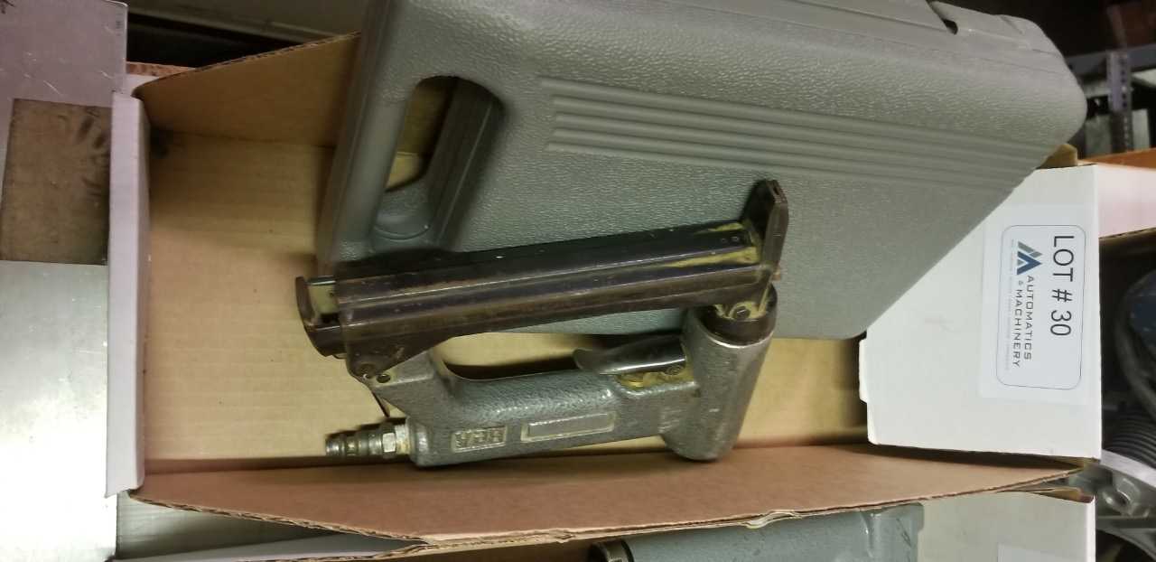 Staple Guns - PNEUMATIC POWER TOOL