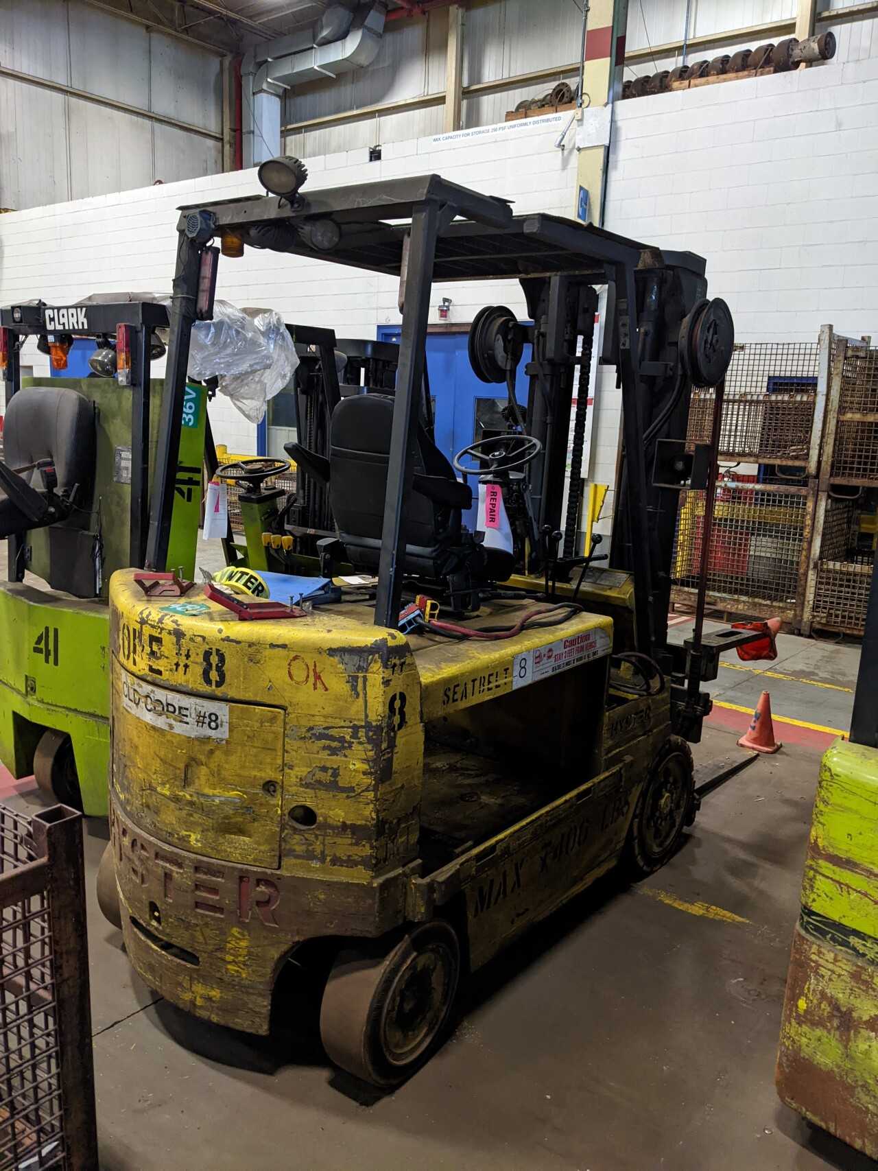 HYSTER E80XL3 8,000-LB. CAPACITY, ELECTRIC FORKLIFT - FORKLIFTS