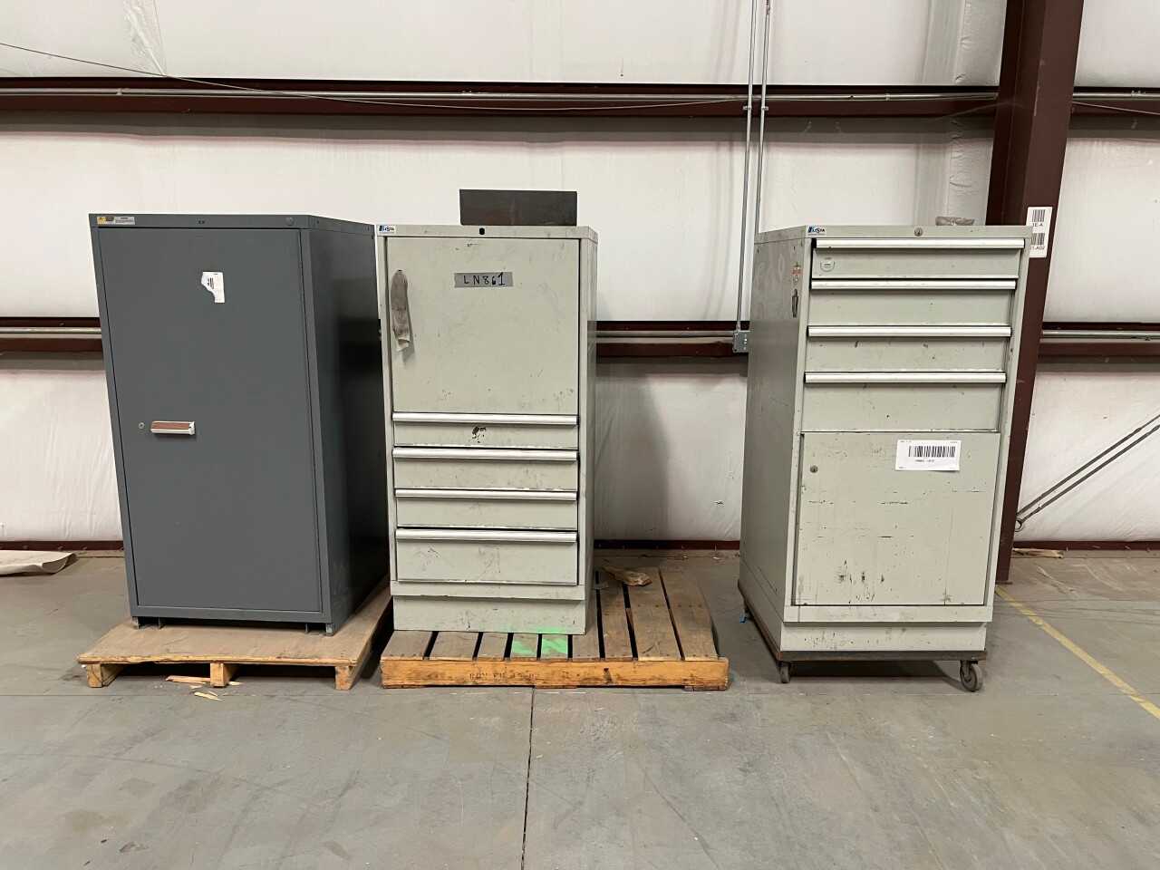 3X STANLEY VIDMAR AND LISTA CABINETS (NEW MEXICO) - TOOL STORAGE