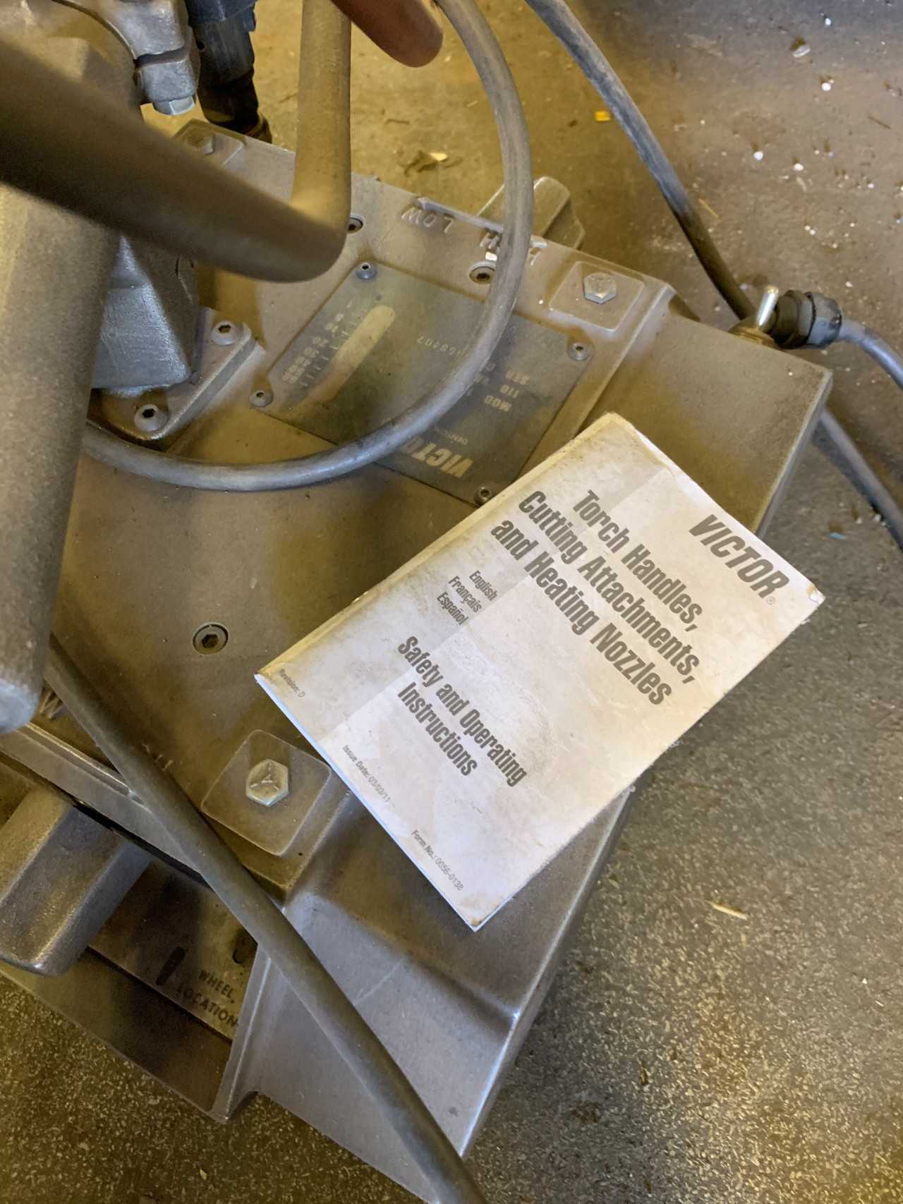 Victor Torch Handle - INDUSTRIAL PARTS