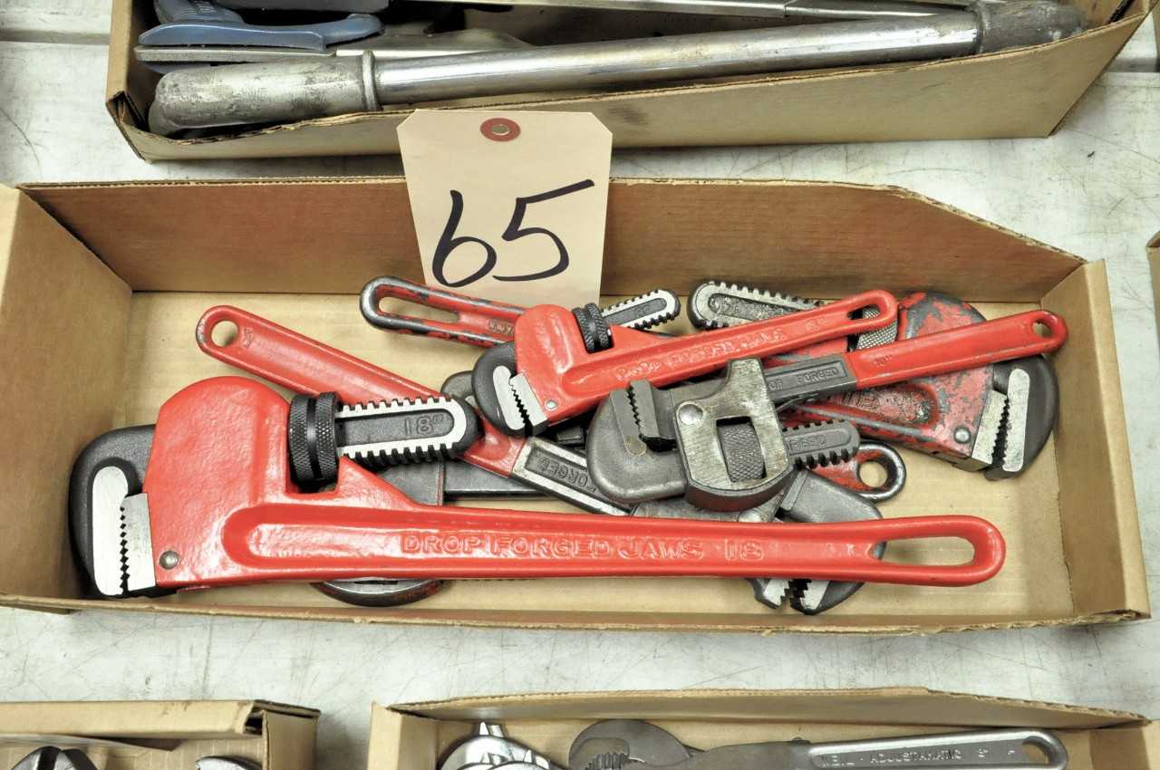 Lot 7 Standard Pipe Wrenches in 1 Box - HAND TOOLS