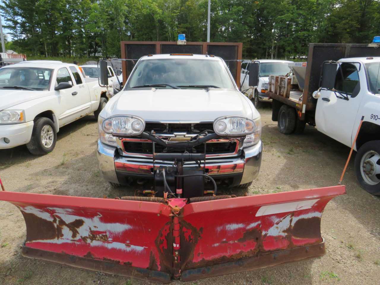 2008 CHEVROLET SILVERADO 3500 HD 4WD PICKUP TRUCK - HYDRO EXCAVATOR TRUCKS