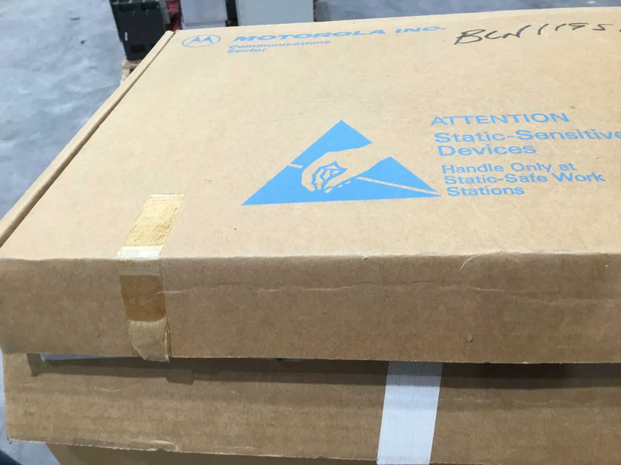 Lot of 5 Motorola Communication Hardware - AUTOMATION & CONTROLS