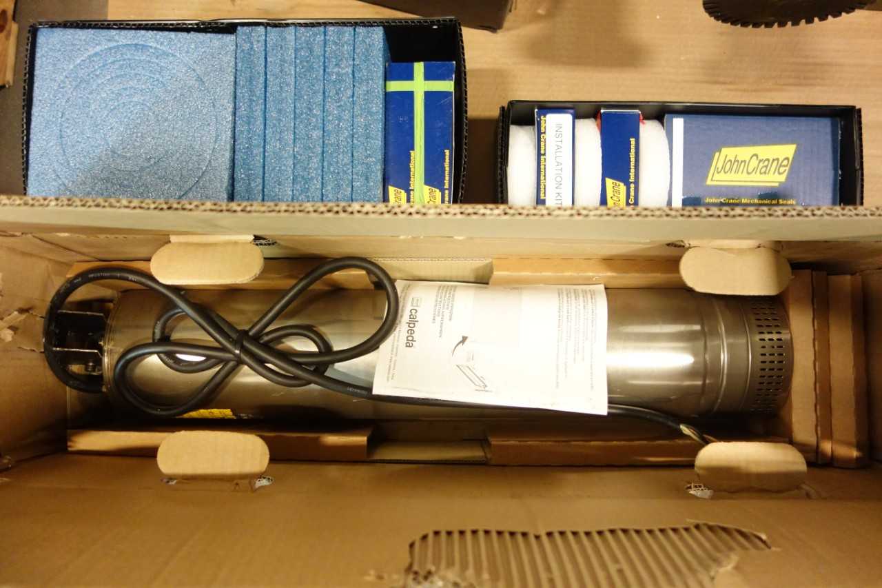 LOT OF PUMP SEAL REPLACEMENT PARTS, AC SUBMERSIBLE PUMP- CALPEDA, JOHN CRANE - SUBMERSIBLE PUMP