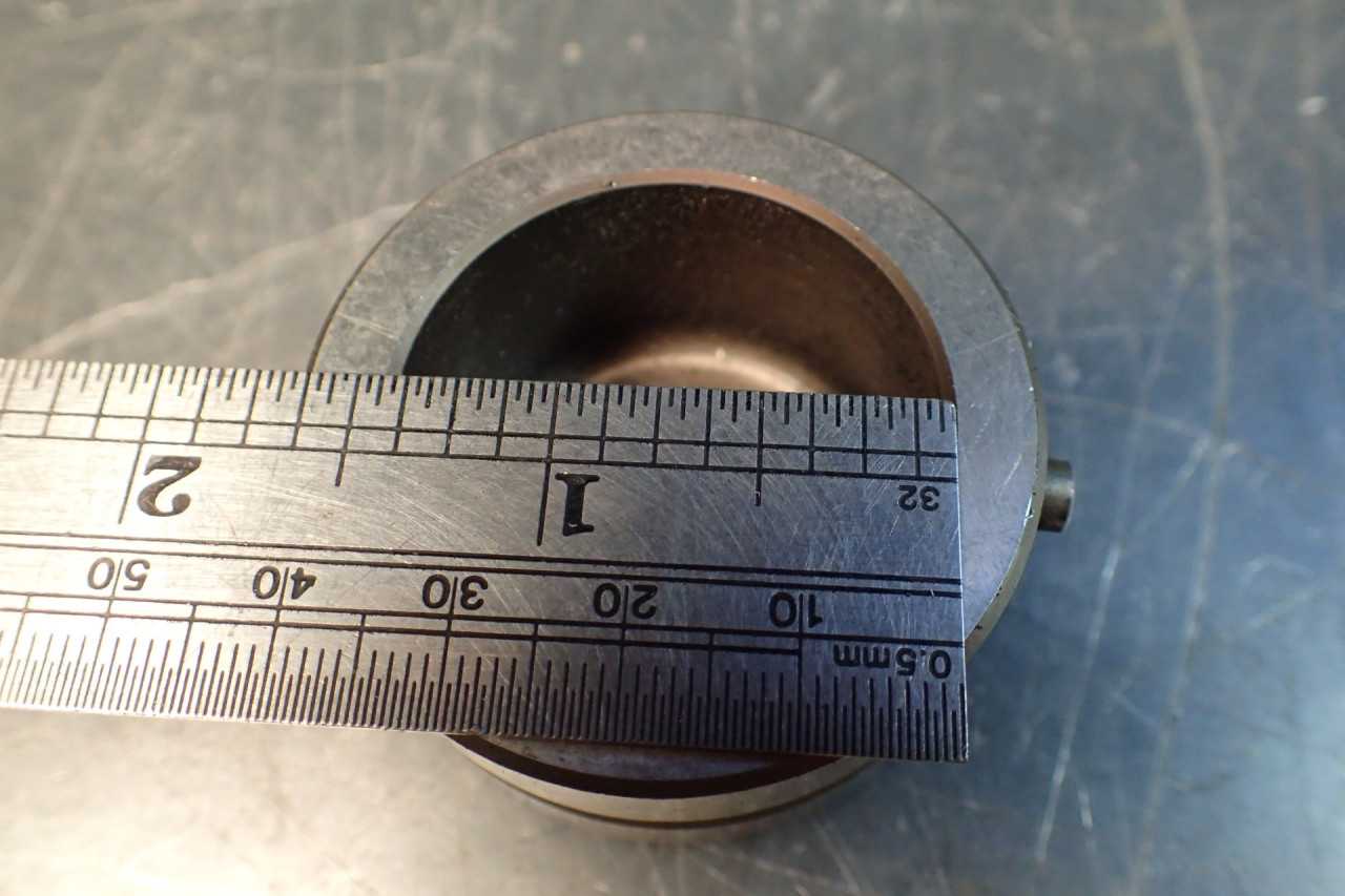 Wilson Tool .125" x .500 Rectangular Turret Punch Die & Stripper Set 1-7/8" Base - MACHINING ACCESSORIES & TOOLING