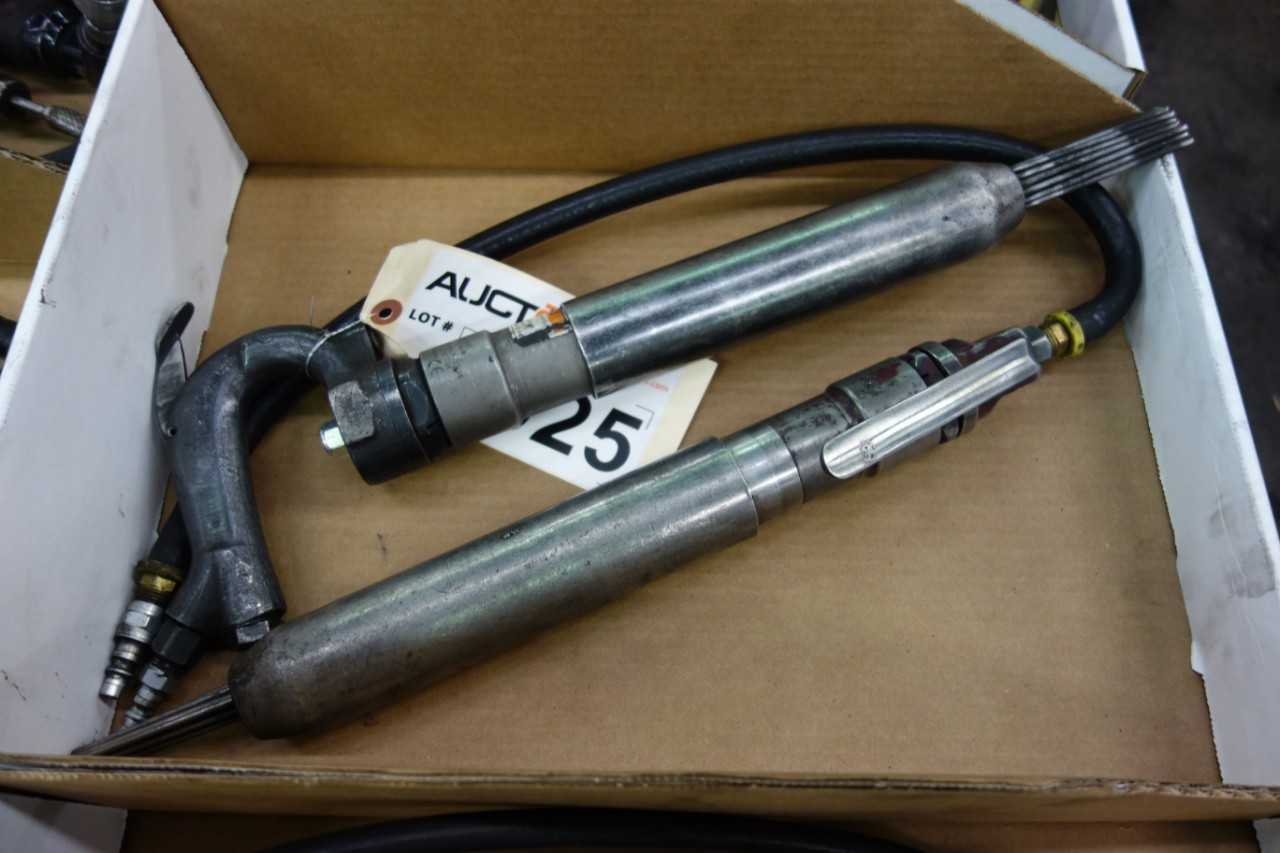 LOT OF 2 INGERSOLL RAND 182 PNEUMATIC SCALERS - PNEUMATIC POWER TOOL