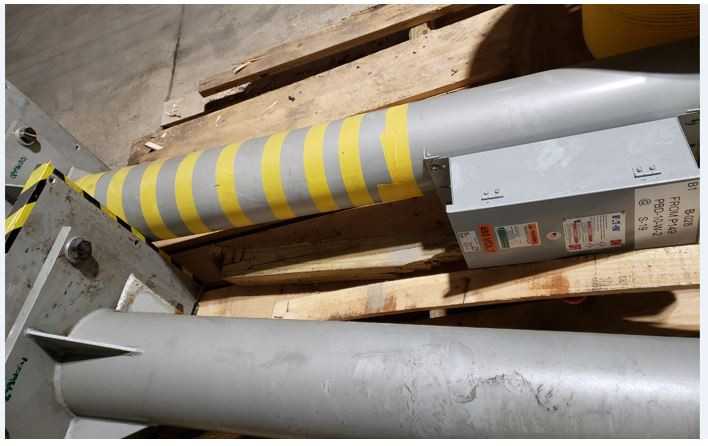Quantity of 3 Jib Cranes - CRANES