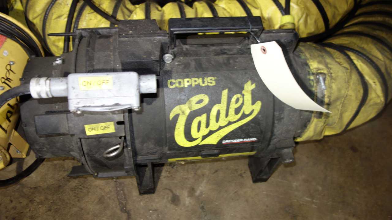 LOT OF 2 PORTABLE CADET AND INTERTEK BLOWERS - BLOWER FAN