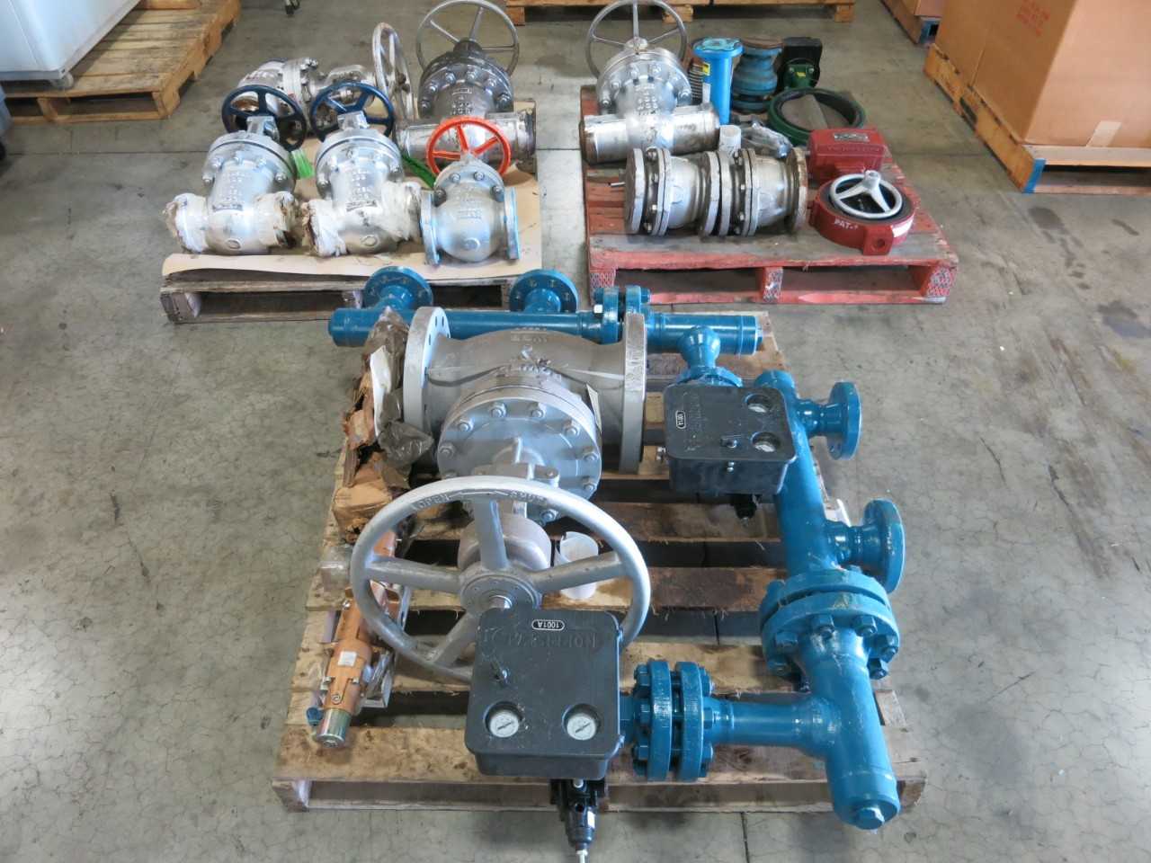 LOT OF ASSORTED VALVES - VALVES