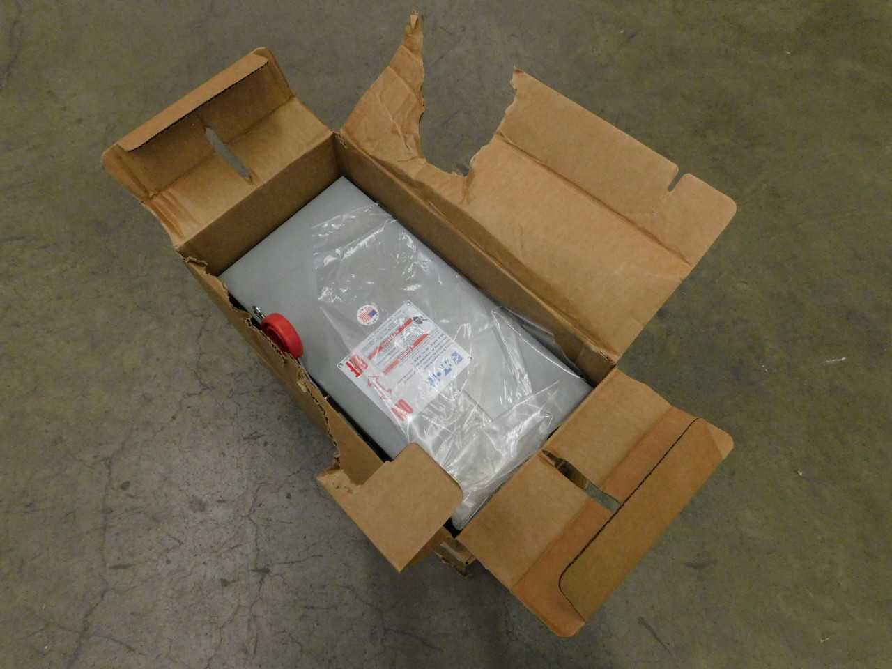 Lot of 2 Disconnect Switches - DISCONNECT SWITCHES