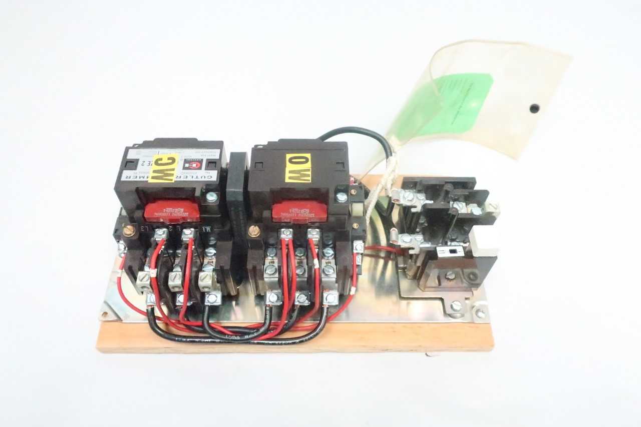 CUTLER HAMMER A50DNV0 SIZE 2 REVERSING STARTER - MOTOR STARTERS CUTLER HAMMER A50DNV0 SIZE 2 REVERSING STARTER - MOTOR STARTERS