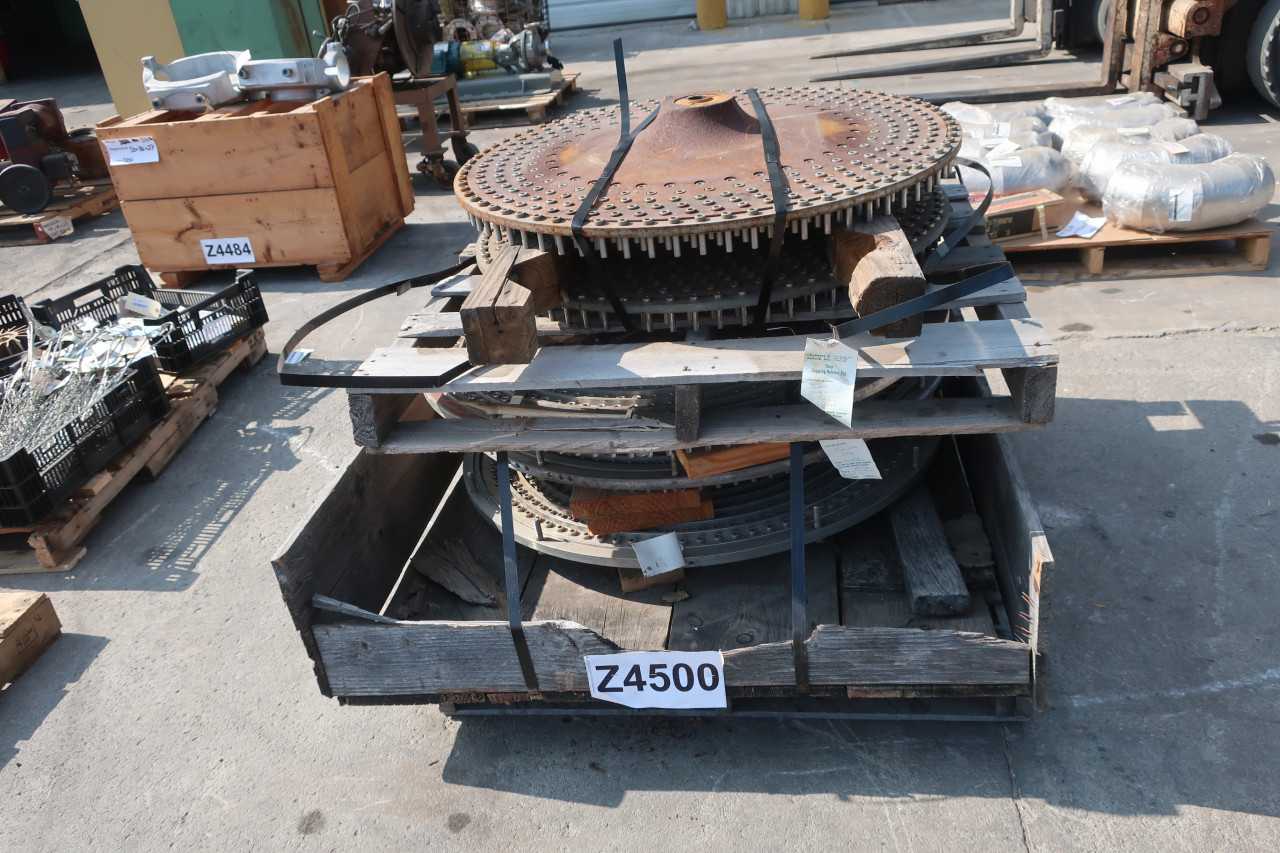 LOT OF POWER TRANSMISSION PARTS - POWER TRANSMISSION