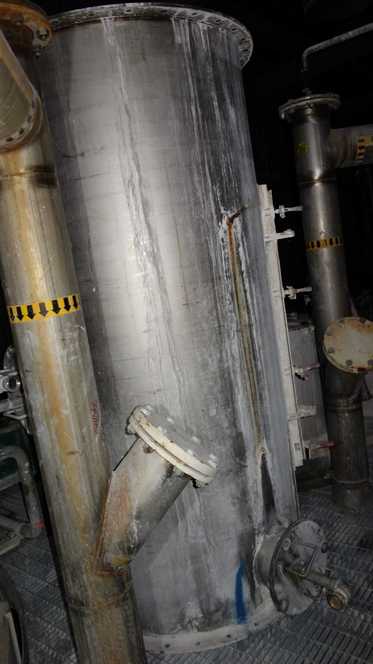 STAINLESS TANK - PROCESS EQUIPMENT