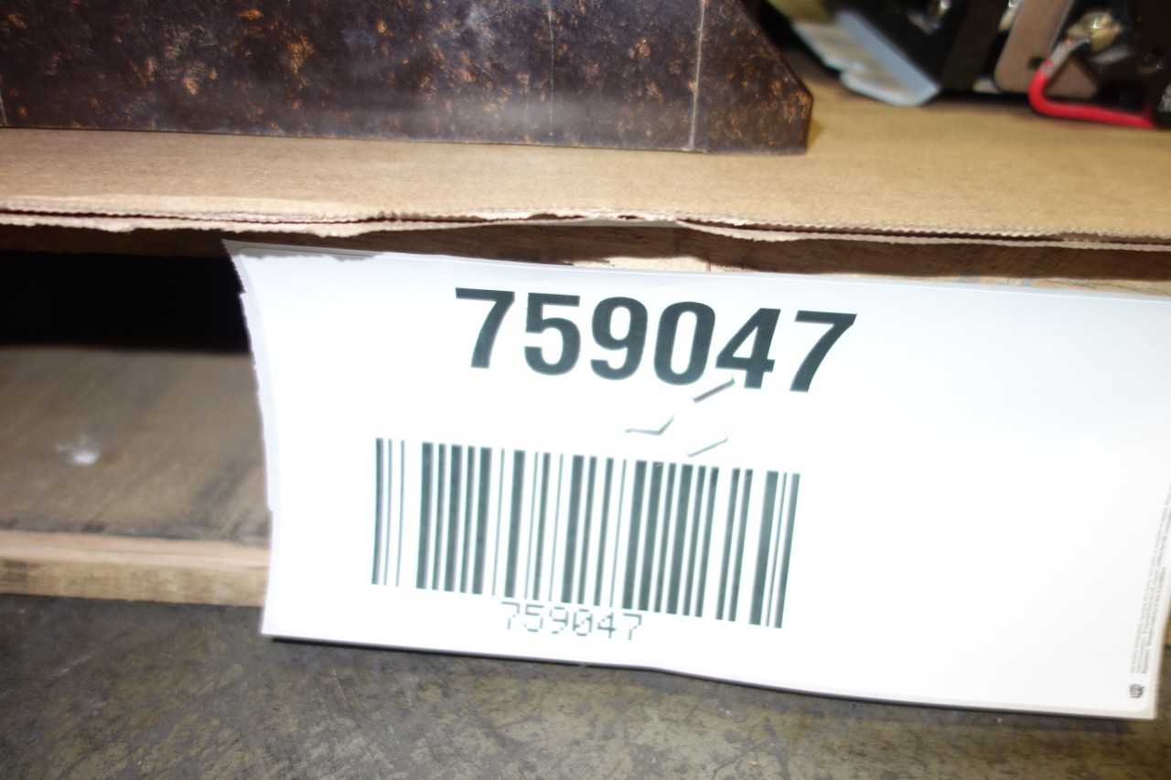 1 PALLET OF ASSORTED CONTRACTORS AND ACCESSORIES - ELECTRICAL COMPONENTS