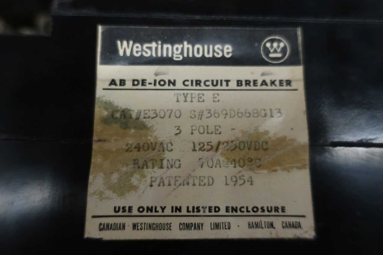 LOT OF 11 ASSORTED WESTINGHOUSE BREAKERS - CIRCUIT BREAKERS