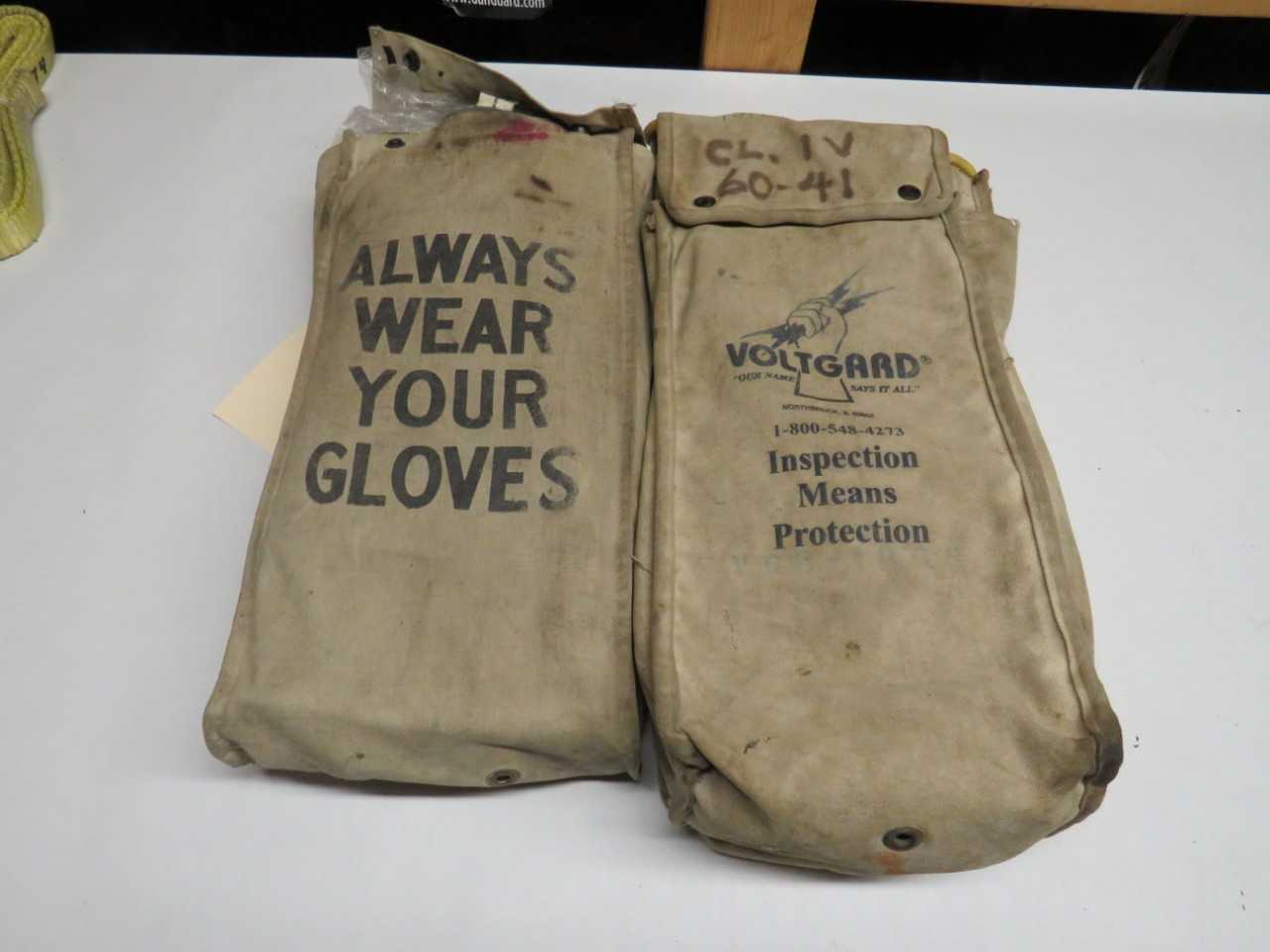 2 PAIRS LTL CLASS 4 TYPE 1 D120 SIZE 9 1/2 & 10 HIGH VOLTAGE ELECTRICAL GLOVES - SAFETY EQUIPMENT