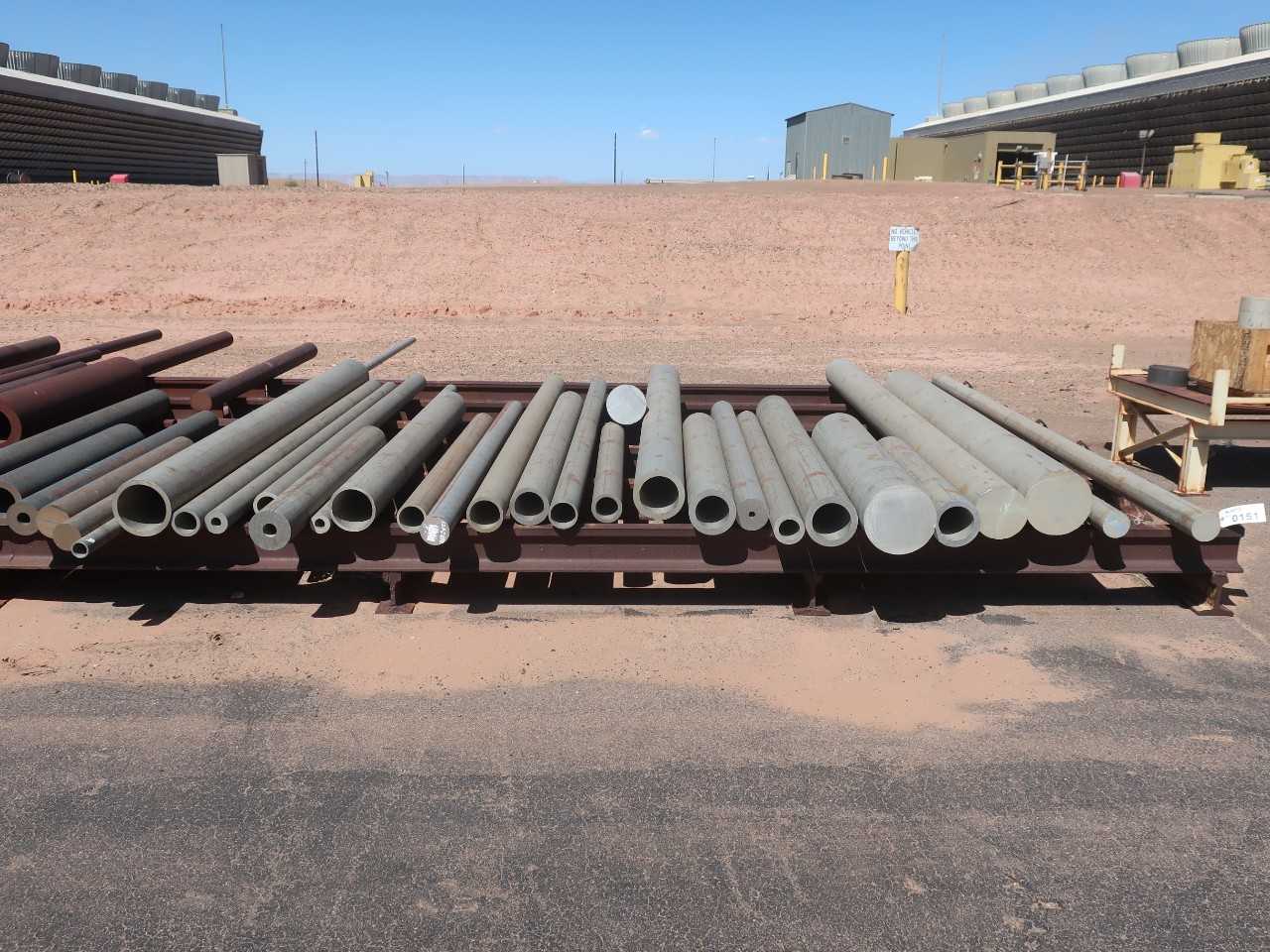Lot of assorted aluminum round stock