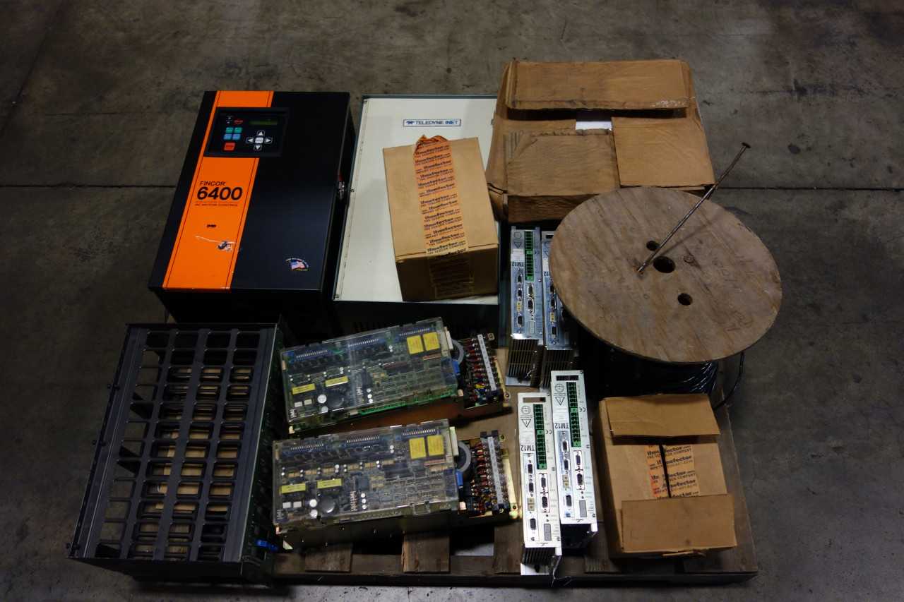 1 PALLET OF ASSORTED ELECTRICAL- SERVO DRIVES & AMPS, SERVO MODULES, CHASSIS RACK- BAILEY, FANUC - SERVO