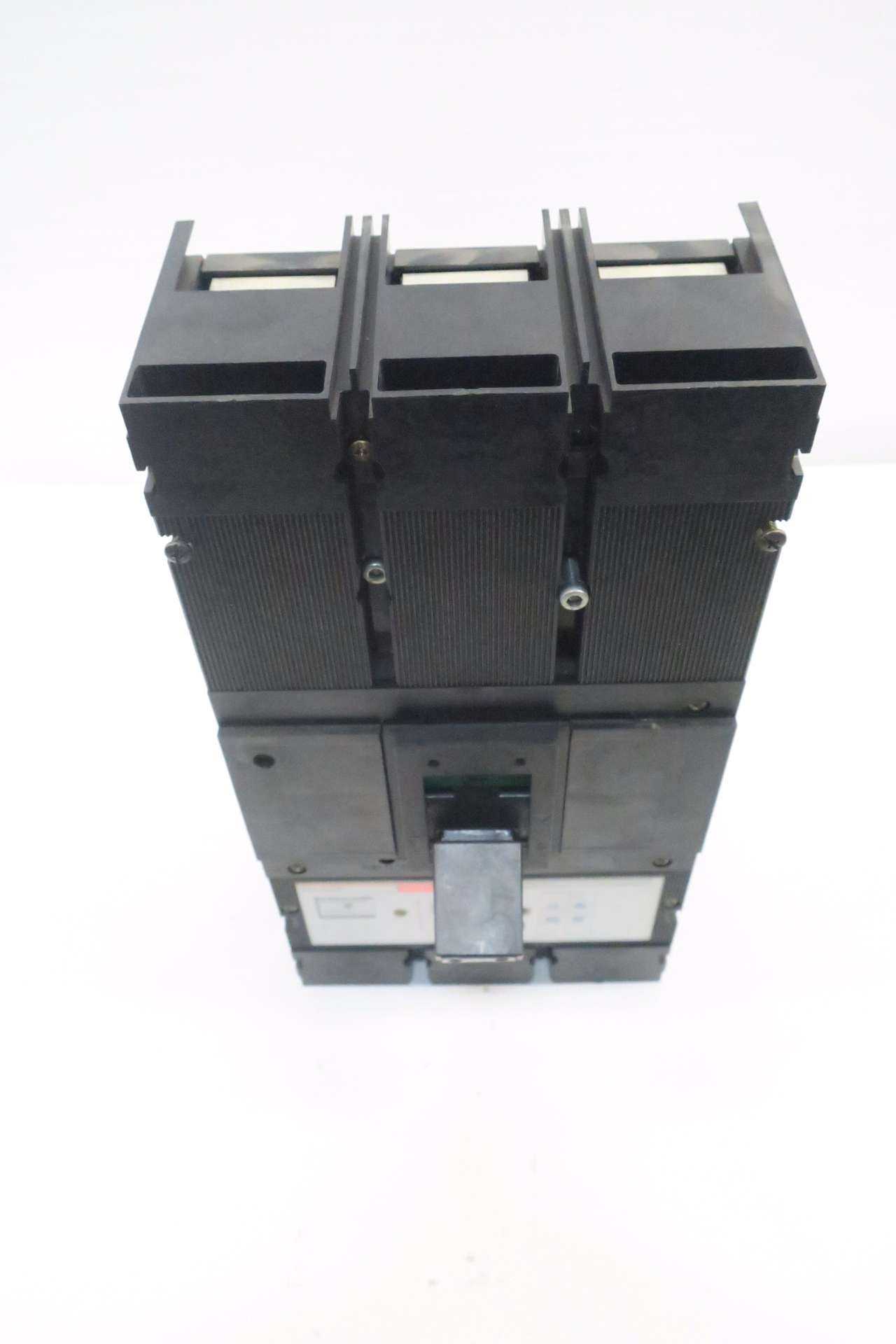FEDERAL PIONEER CK3800 HORIZON 800A BREAKER - CIRCUIT BREAKERS