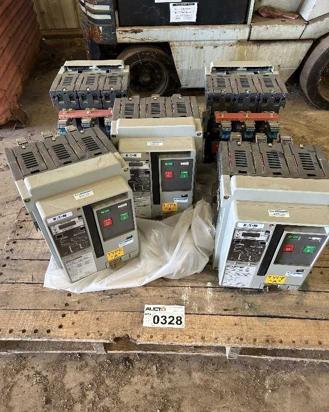 QTY 5 - EATON K600-AR600NM LOW VOLTAGE POWER CIRCUIT BREAKER - LOW VOLTAGE CIRCUIT BREAKERS