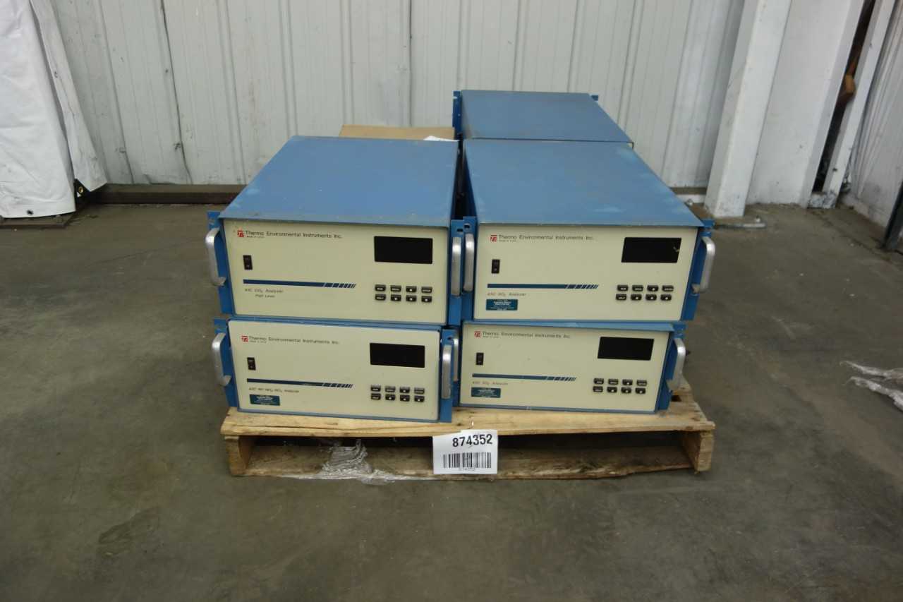 LOT OF 7 THERMO ENVIRONMENTAL INSTRUMENTS INC 43C SO2 ANALYZER UNITS - ANALYZER