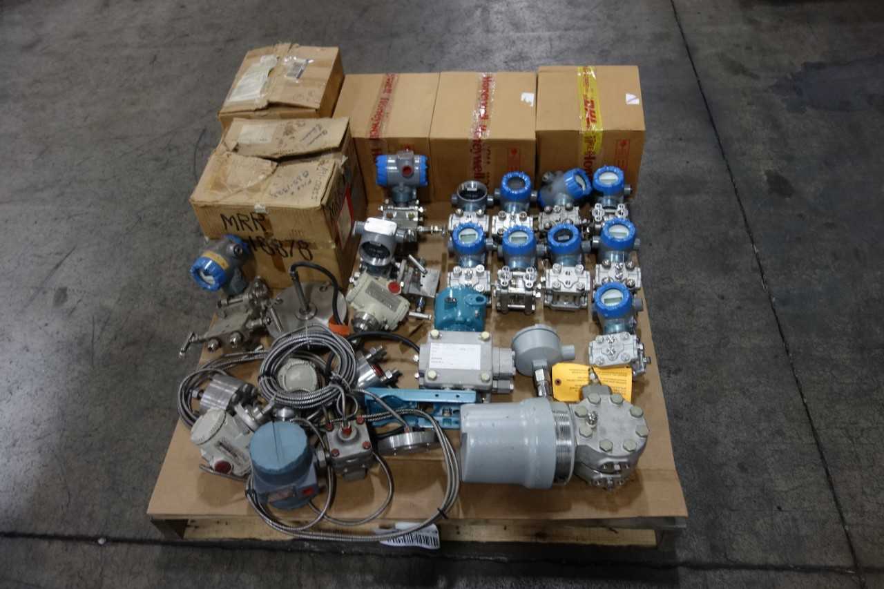 1 PALLET OF ASSORTED DIFFERENTIAL TRANSMITTERS - INSTRUMENTATION