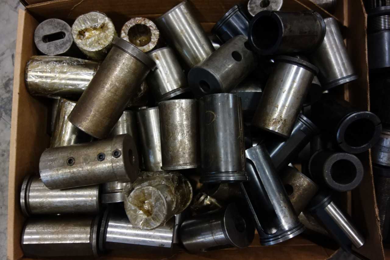 LOT OF ASSORTED TOOL BUSHINGS - ELECTRIC POWER TOOLS