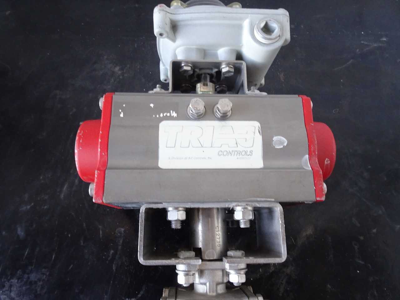 TRIAC 3 way STAINLESS CONTROL VALVE W/ actuator - CONTROL VALVE