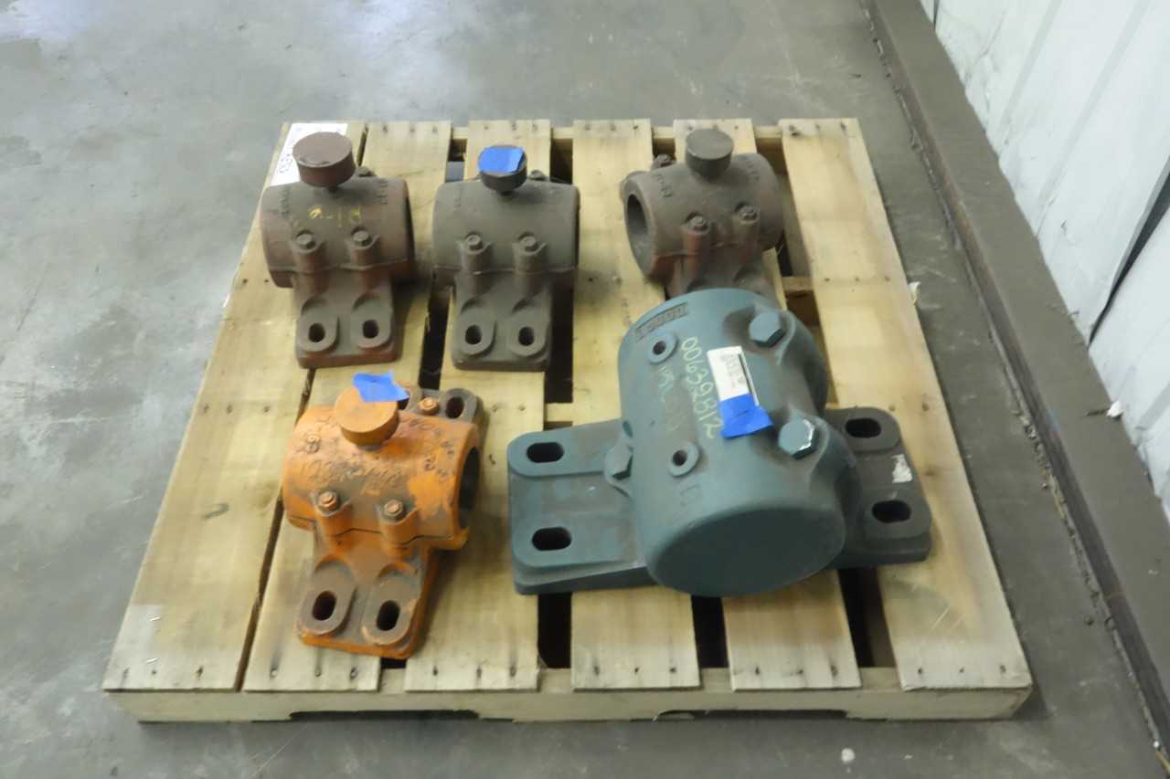 PALLET OF ASSORTED SPLIT CASE PILLOW BLOCK BEARING HOUSINGS - BEARINGS