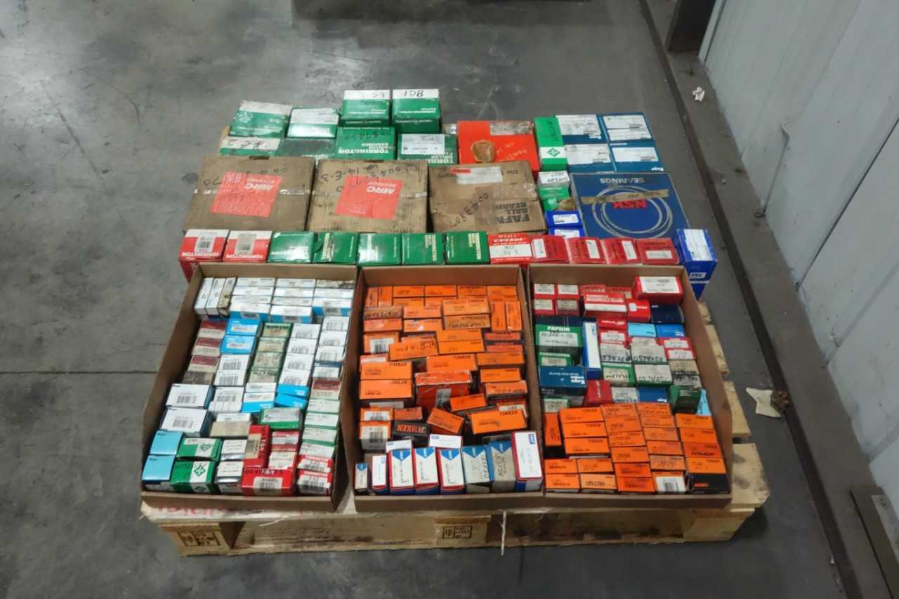 PALLET OF ASSORTED BEARINGS - BEARINGS