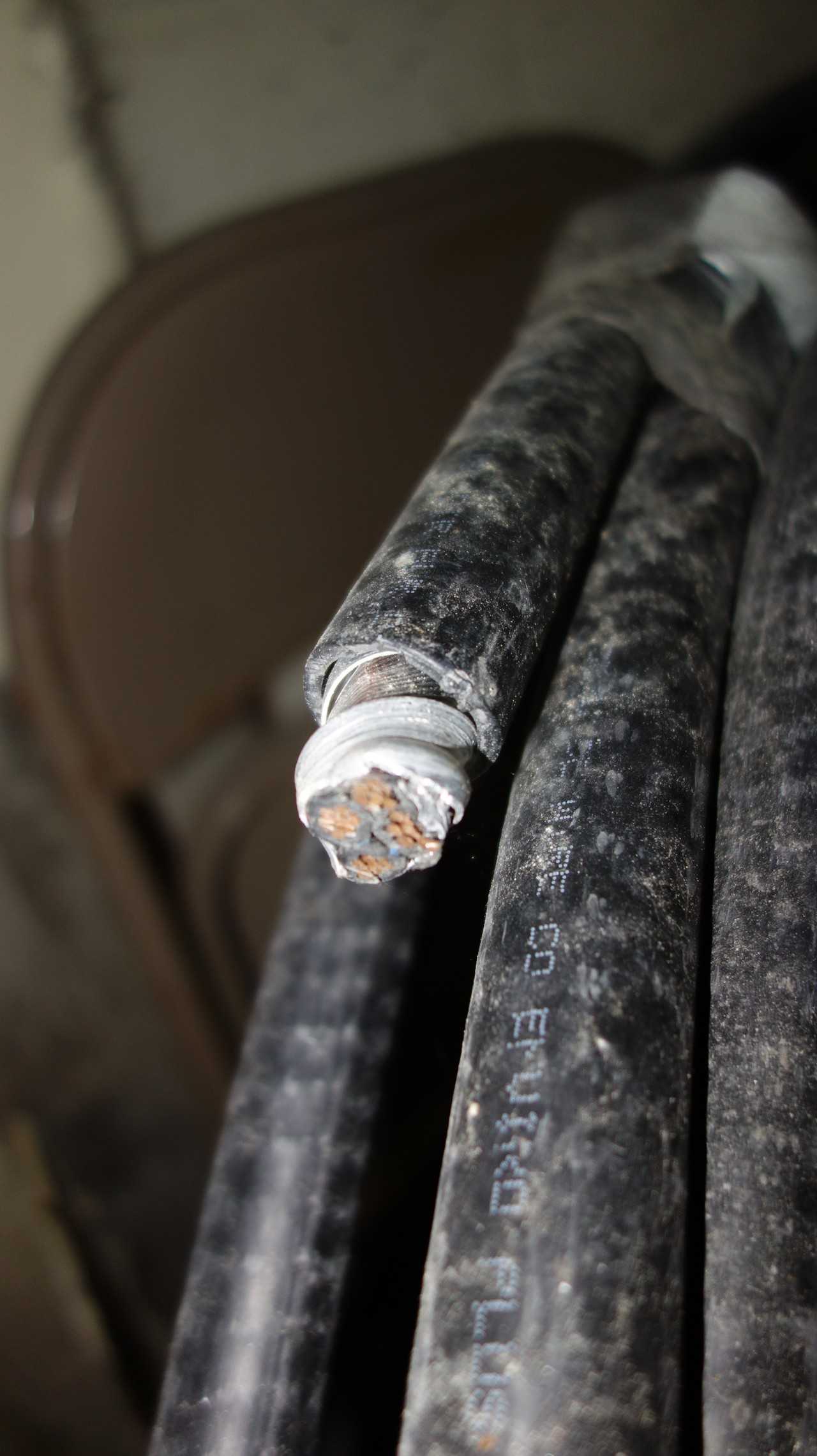 LOT OF ASSORTED COPPER CABLE WIRE