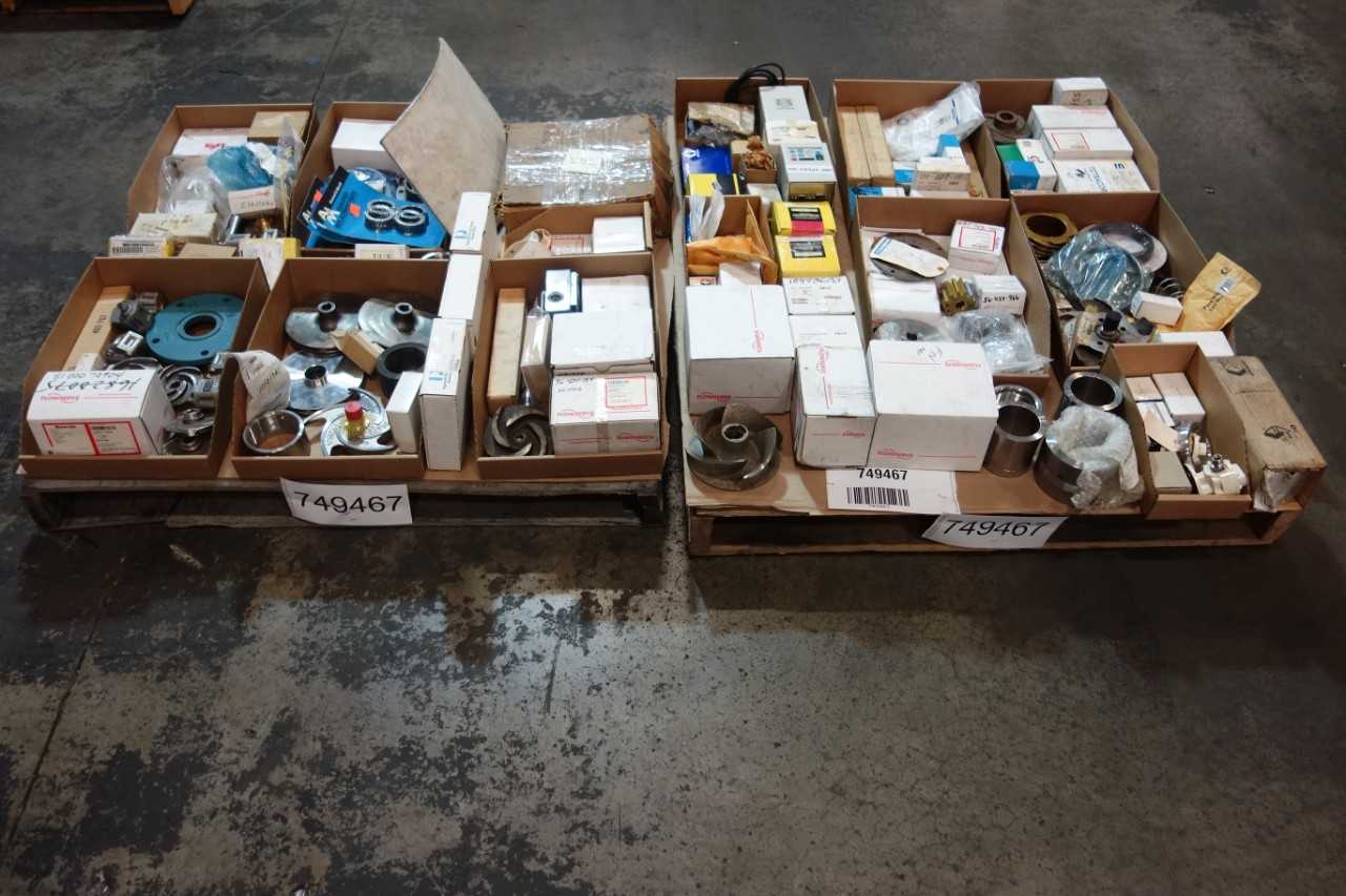 2 PALLETS OF ASSORTED PUMPS, PUMP PARTS & ACCESSORIES- JOHN CRANE, CHESTERTON - PUMPS