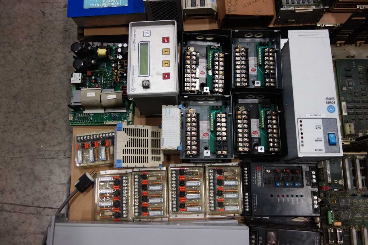 2 PALLETS OF ASSORTED AUTOMATION - INDUSTRIAL PARTS