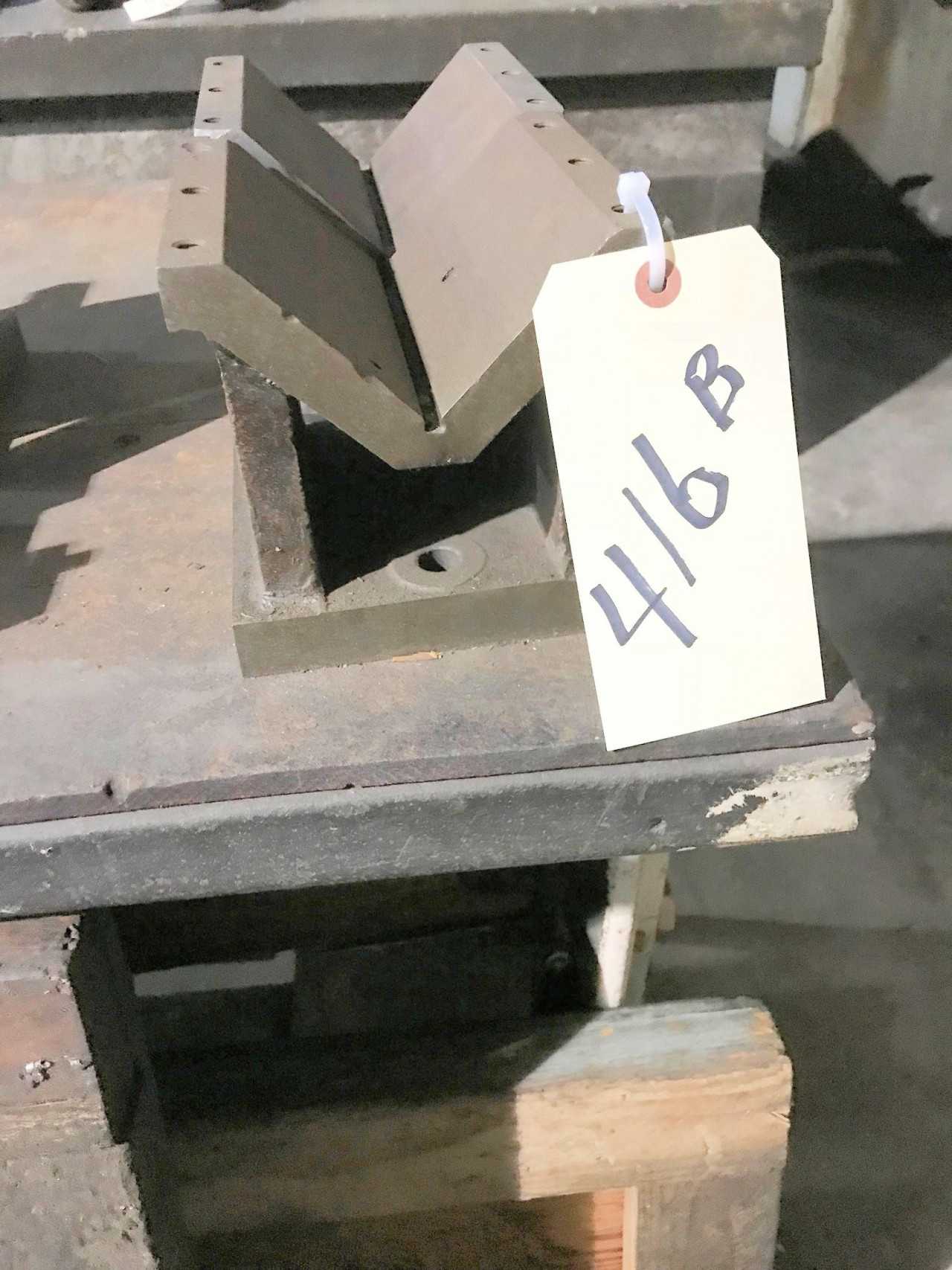 Pair 6" x 6" x 6" V-Blocks - MISCELLANEOUS