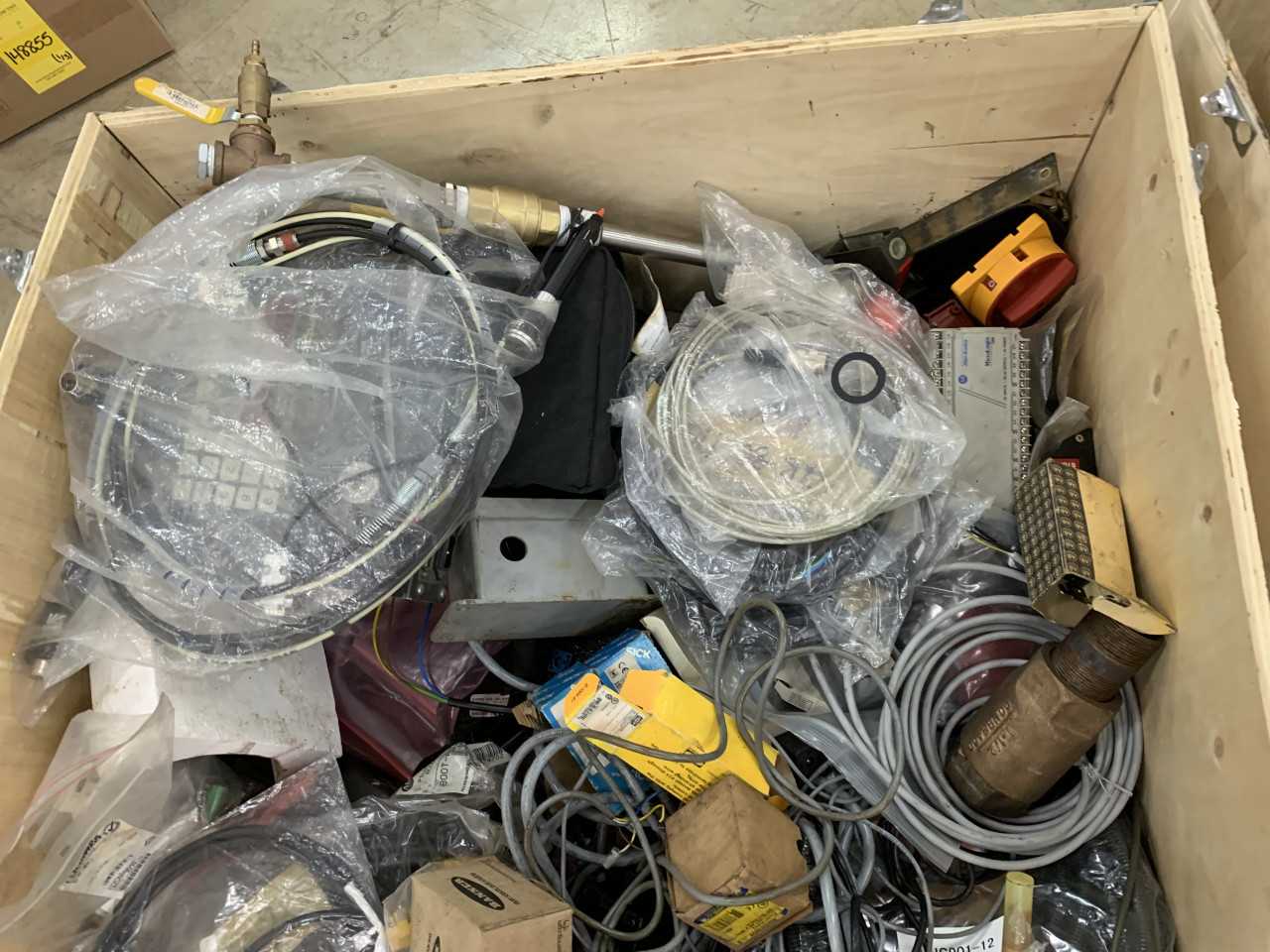 CRATE OF MISC. ELECTRICAL AUTOMATION EQUIPMENT SENSORS ETC. - ELECTRICAL COMPONENTS