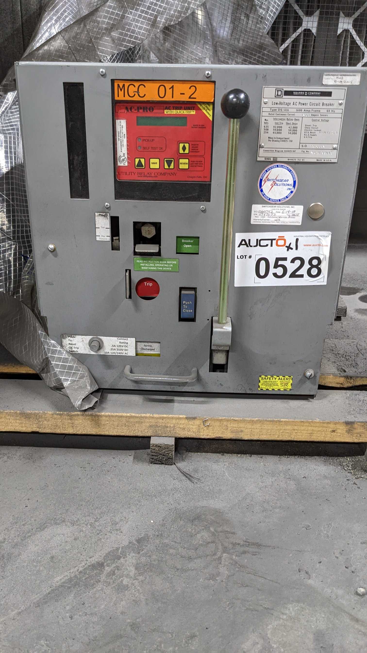 SQUARE D LOW VOLTAGE CIRCUIT BREAKER - CIRCUIT BREAKERS SQUARE D LOW VOLTAGE CIRCUIT BREAKER - CIRCUIT BREAKERS
