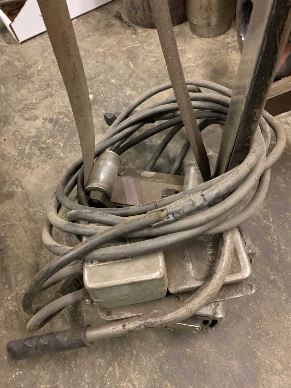 Belt Sander - GRINDING MACHINES